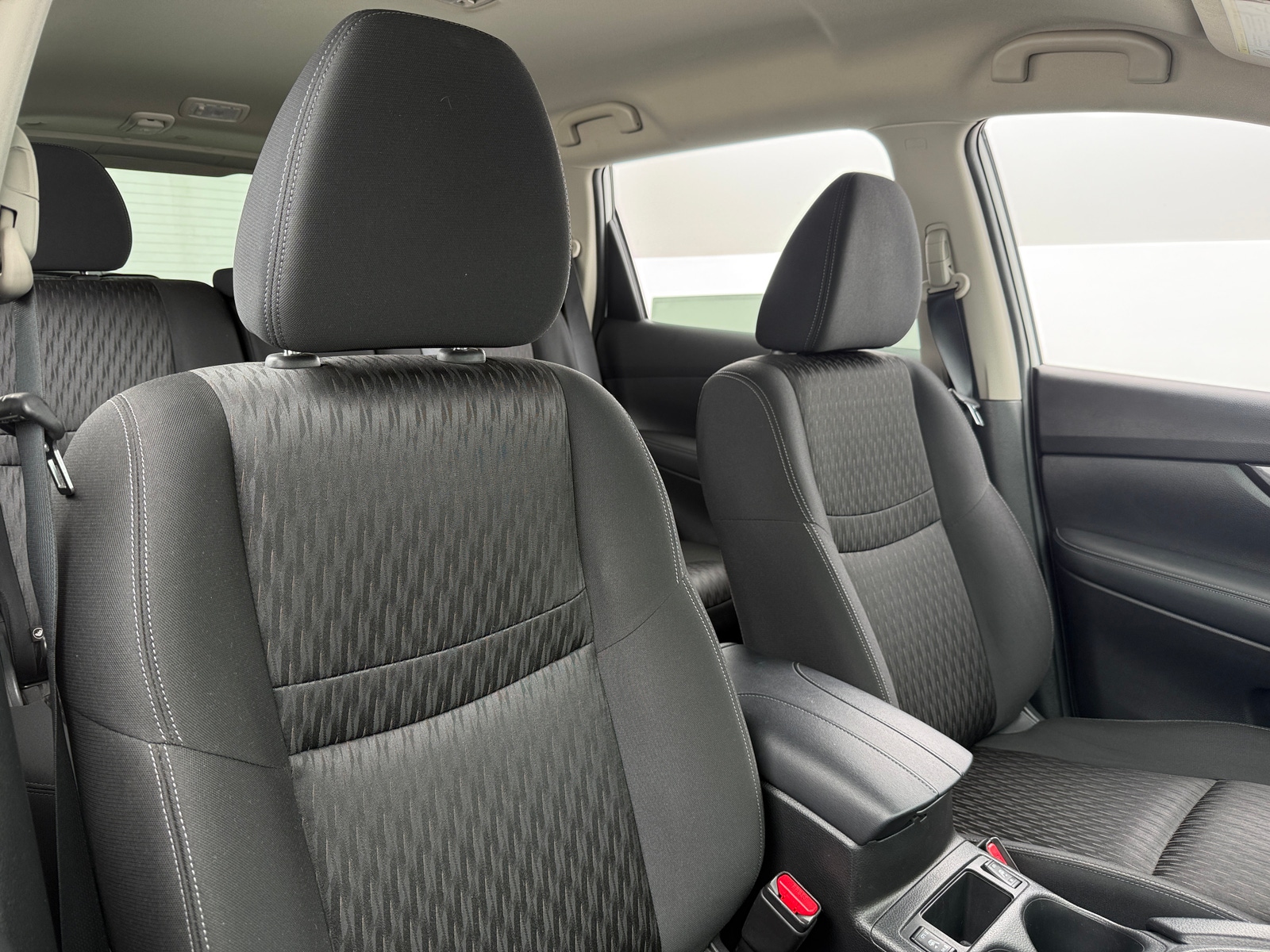 Thumbnail: 2019 Nissan Rogue - 2