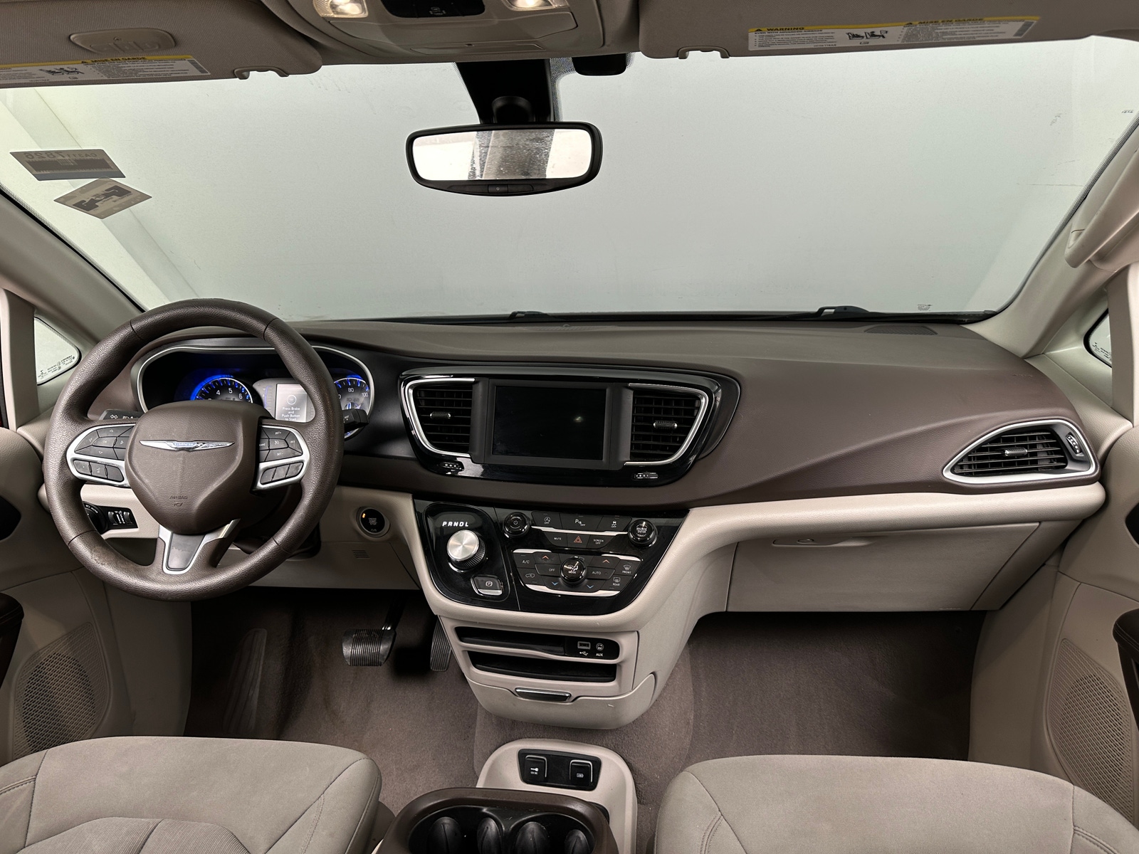 Thumbnail: 2020 Chrysler Pacifica - 3