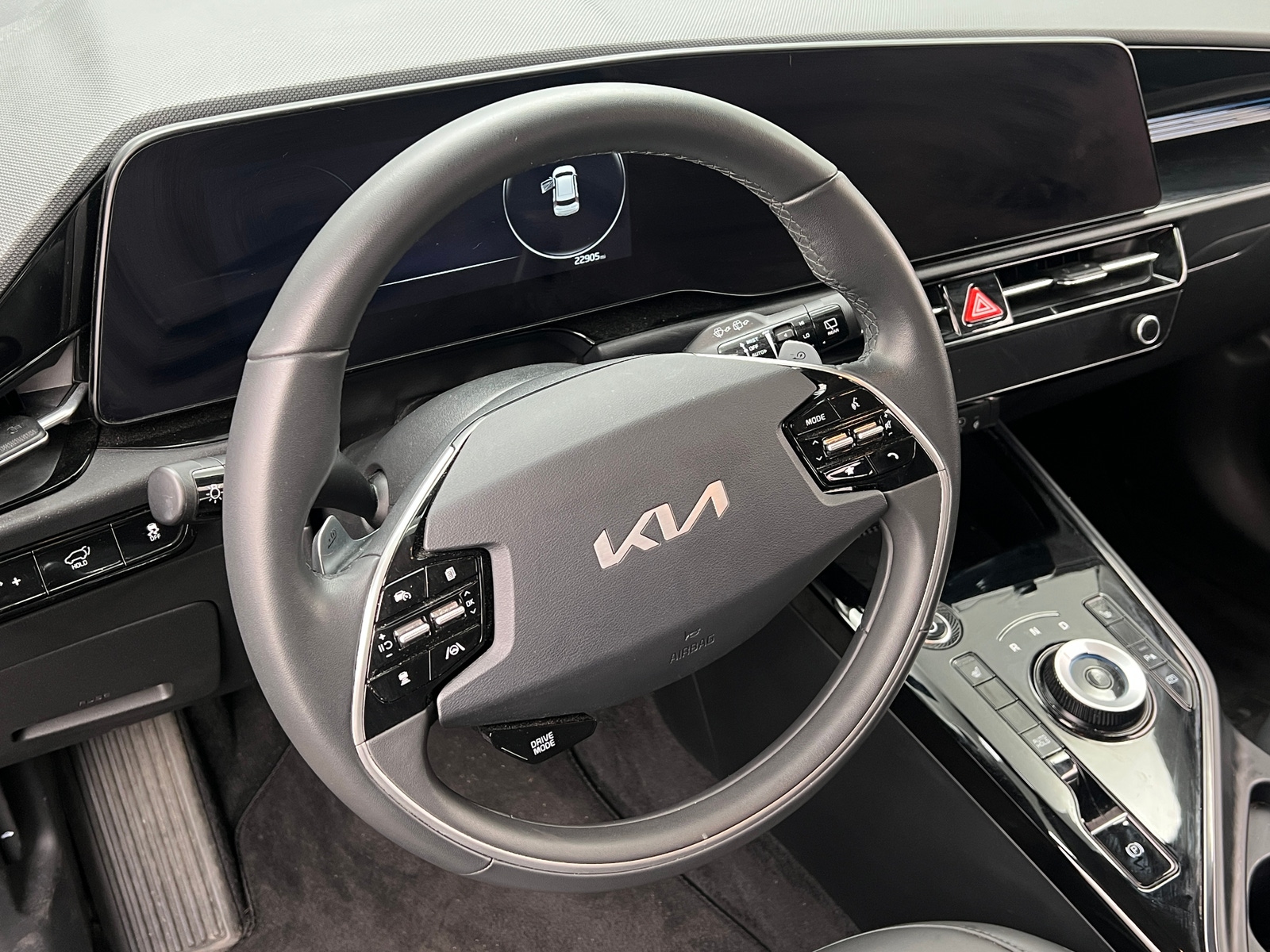 Thumbnail: 2024 Kia Niro - 4