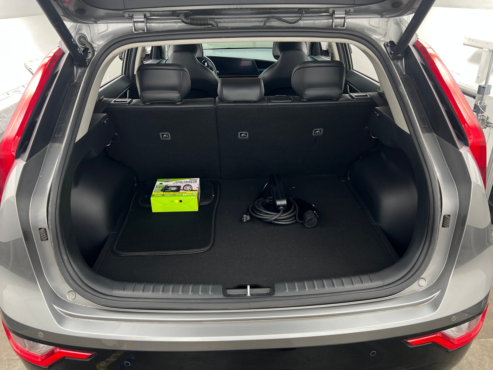 Thumbnail: 2024 Kia Niro - 6