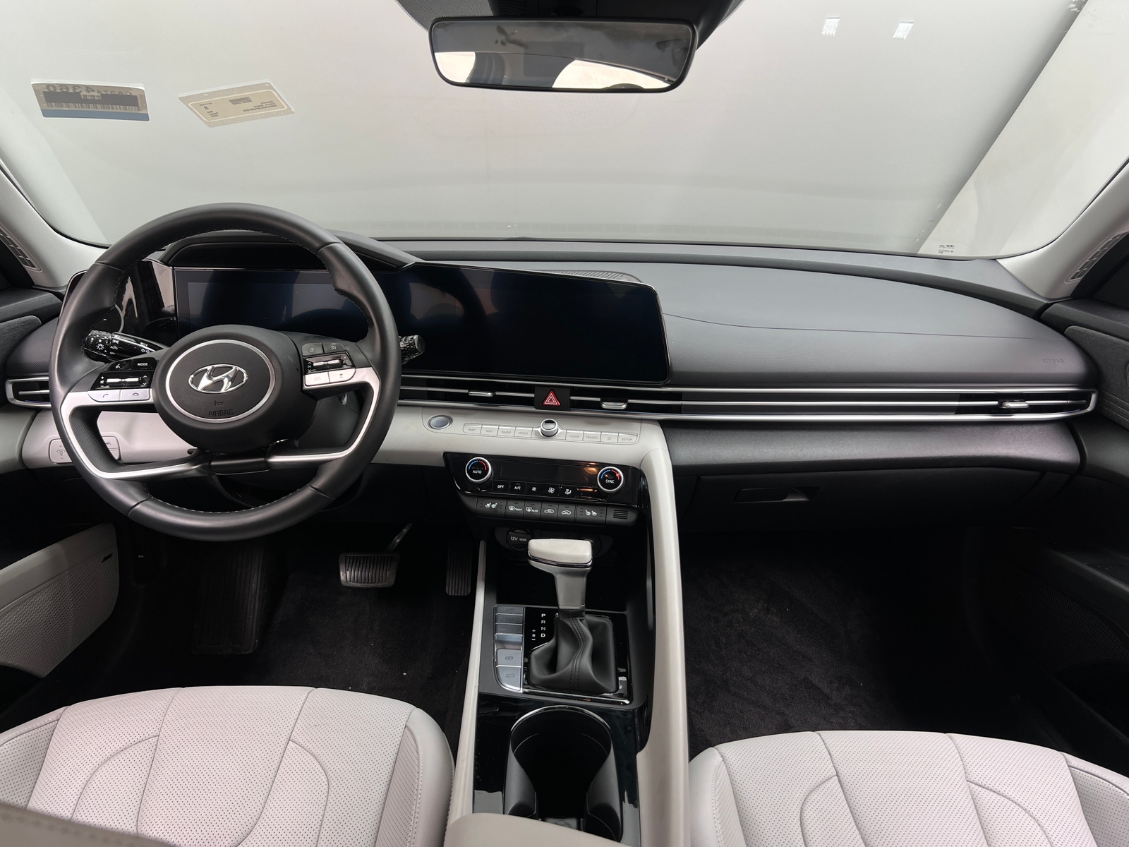 Thumbnail: 2023 Hyundai Elantra - 2