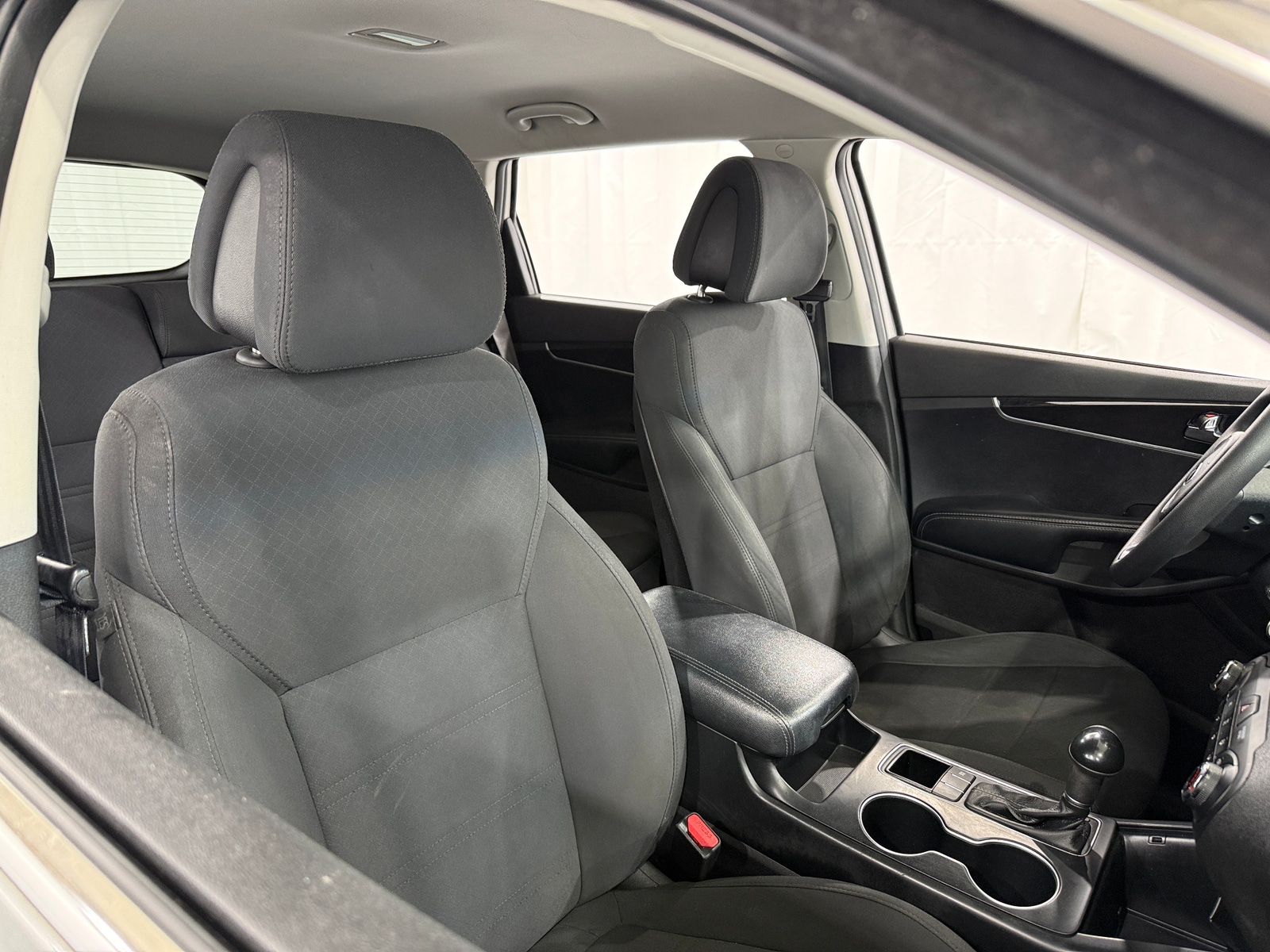 Thumbnail: 2016 Kia Sorento - 2