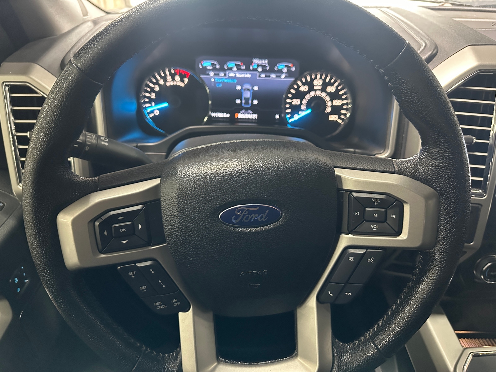 Thumbnail: 2016 Ford Econoline - 4