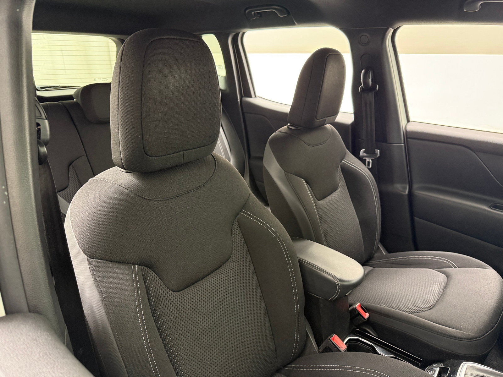 Thumbnail: 2022 Jeep Renegade - 2