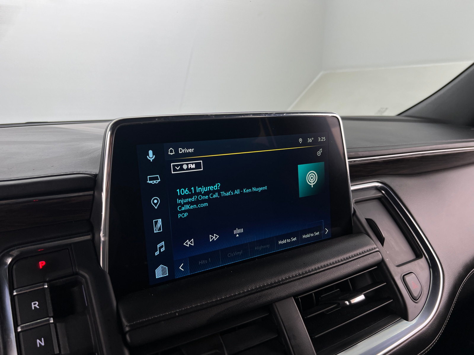 Thumbnail: 2023 Chevrolet Tahoe - 3