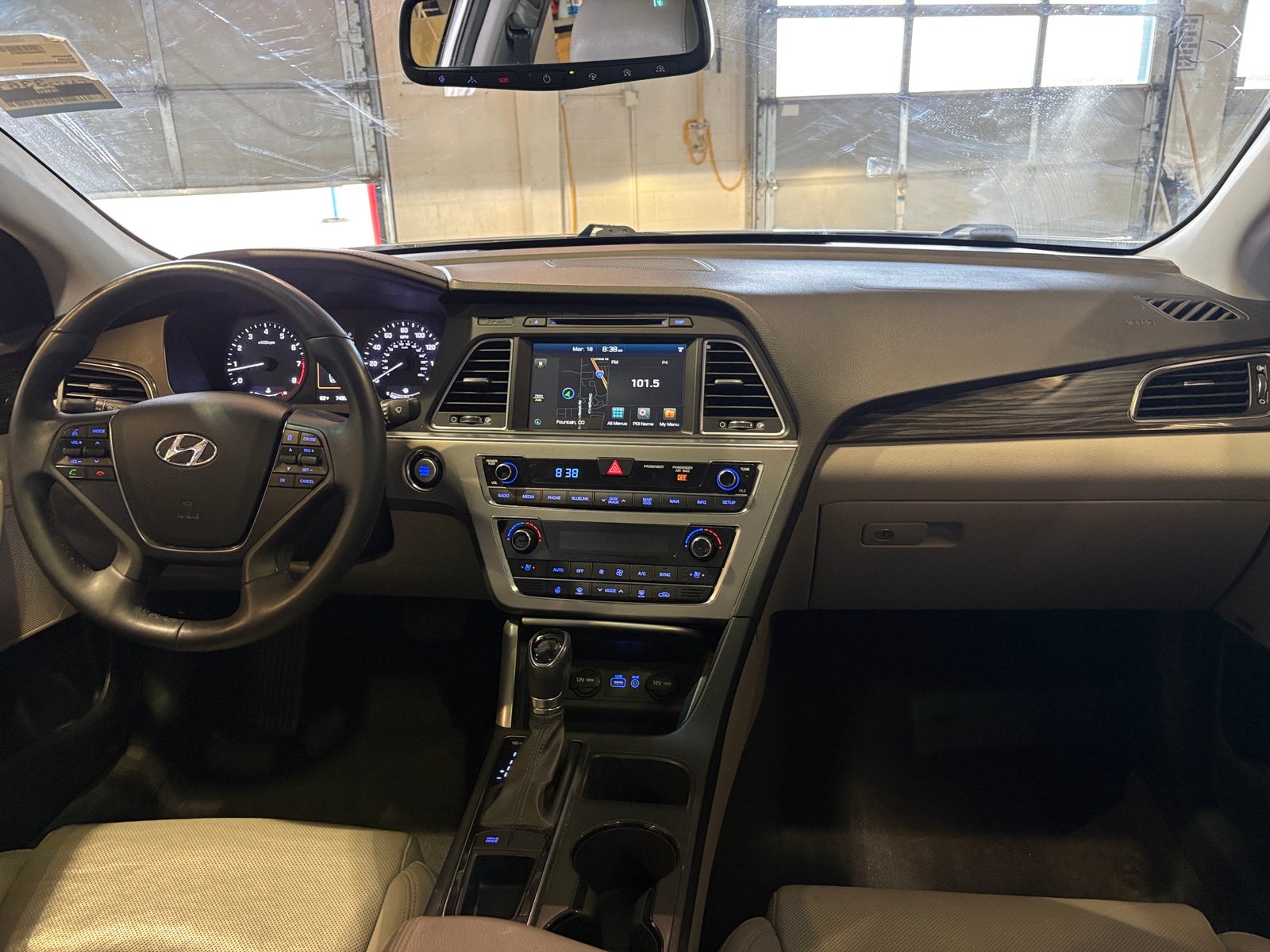 Thumbnail: 2015 Hyundai Sonata - 2