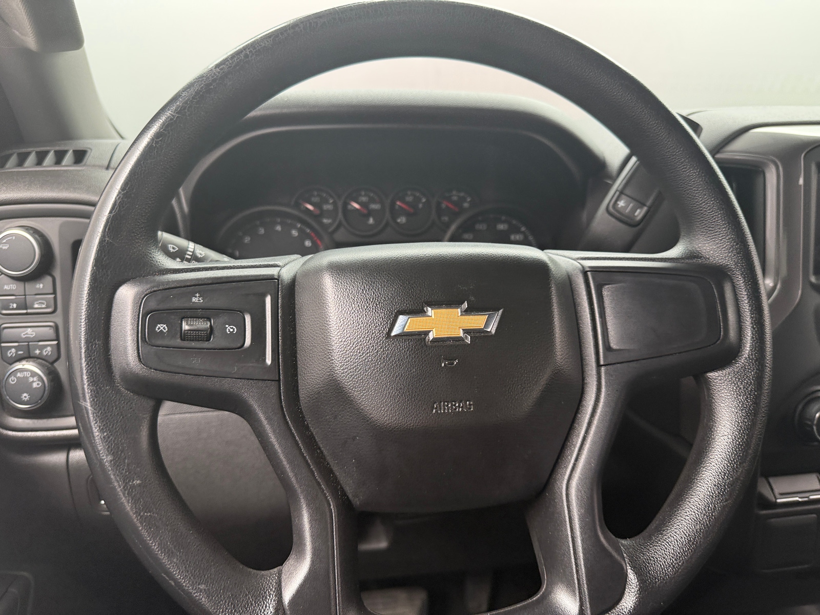 Thumbnail: 2021 Chevrolet Silverado 1500 - 5