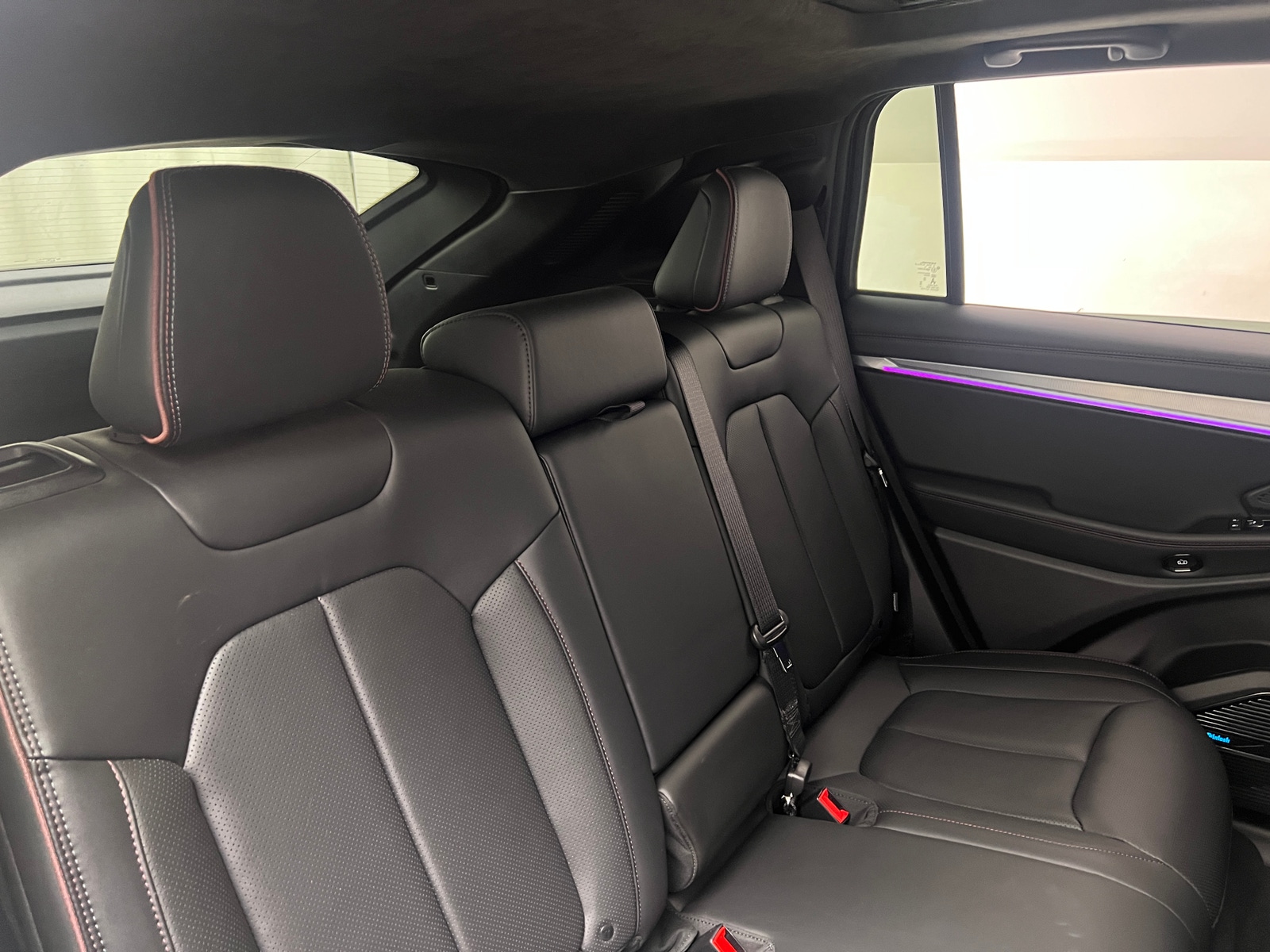 Thumbnail: 2024 Jeep Wagoneer S - 5