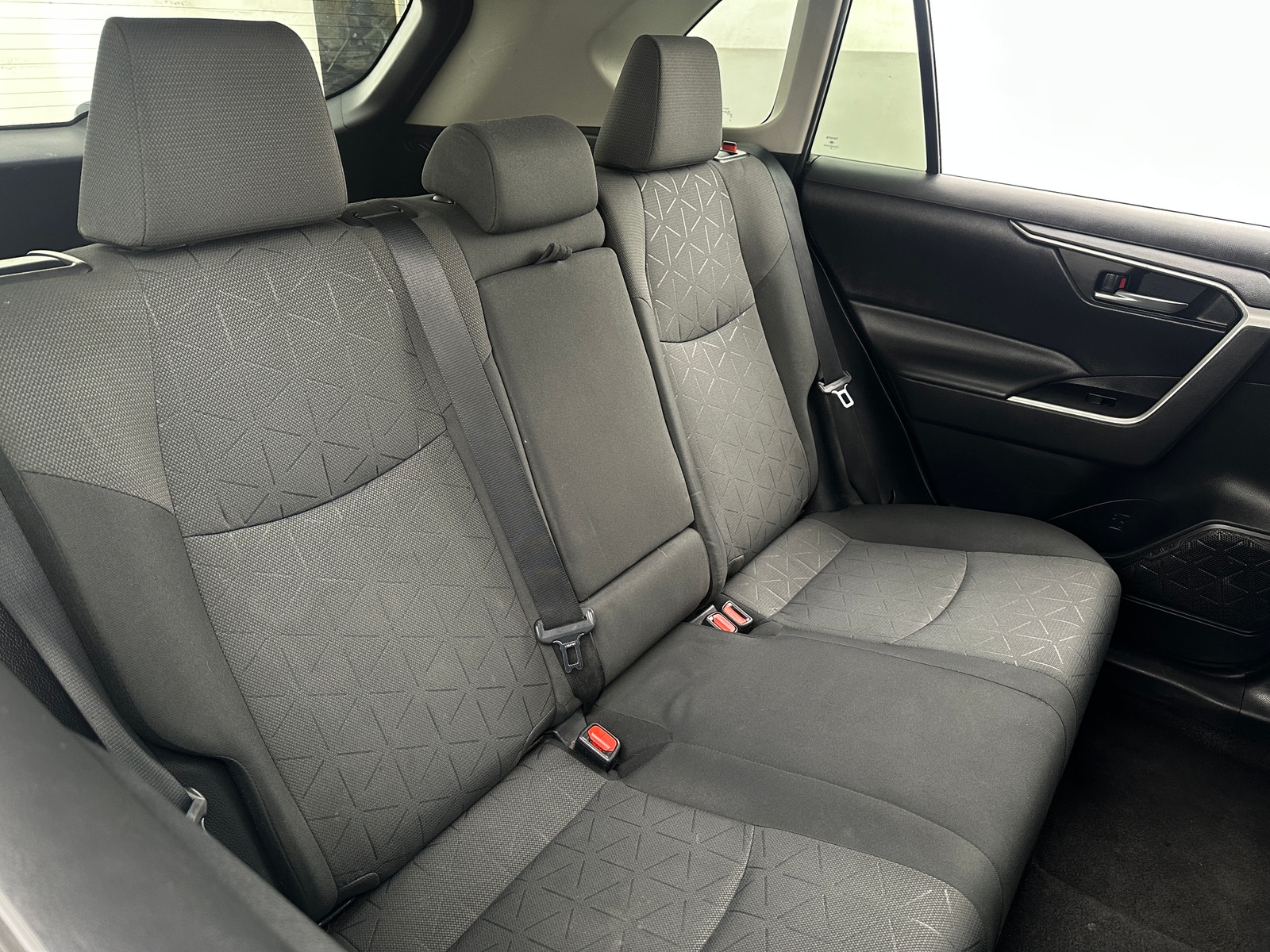 Thumbnail: 2021 Toyota RAV4 - 6