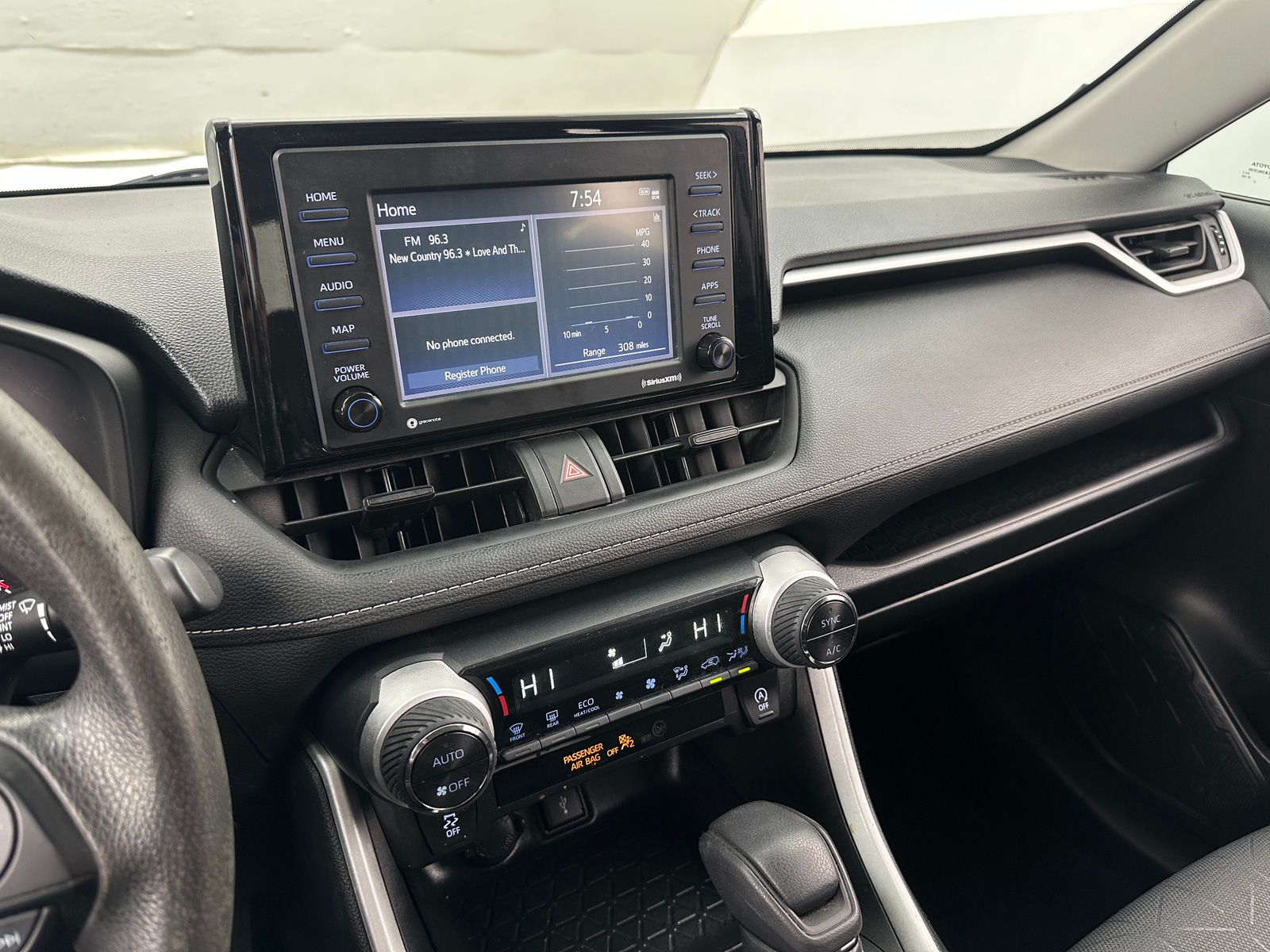 Thumbnail: 2021 Toyota RAV4 - 4
