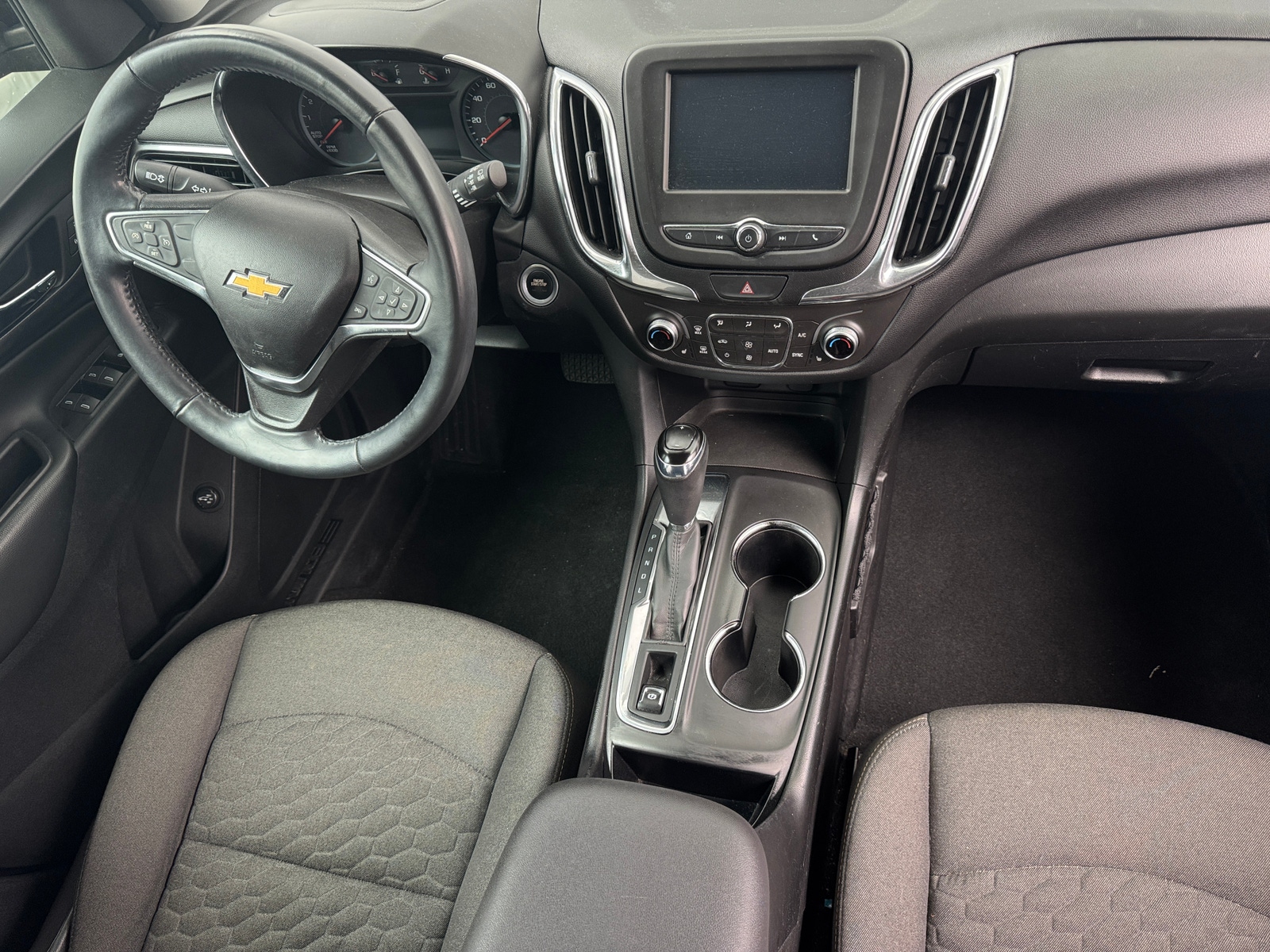 Thumbnail: 2018 Chevrolet Equinox - 3