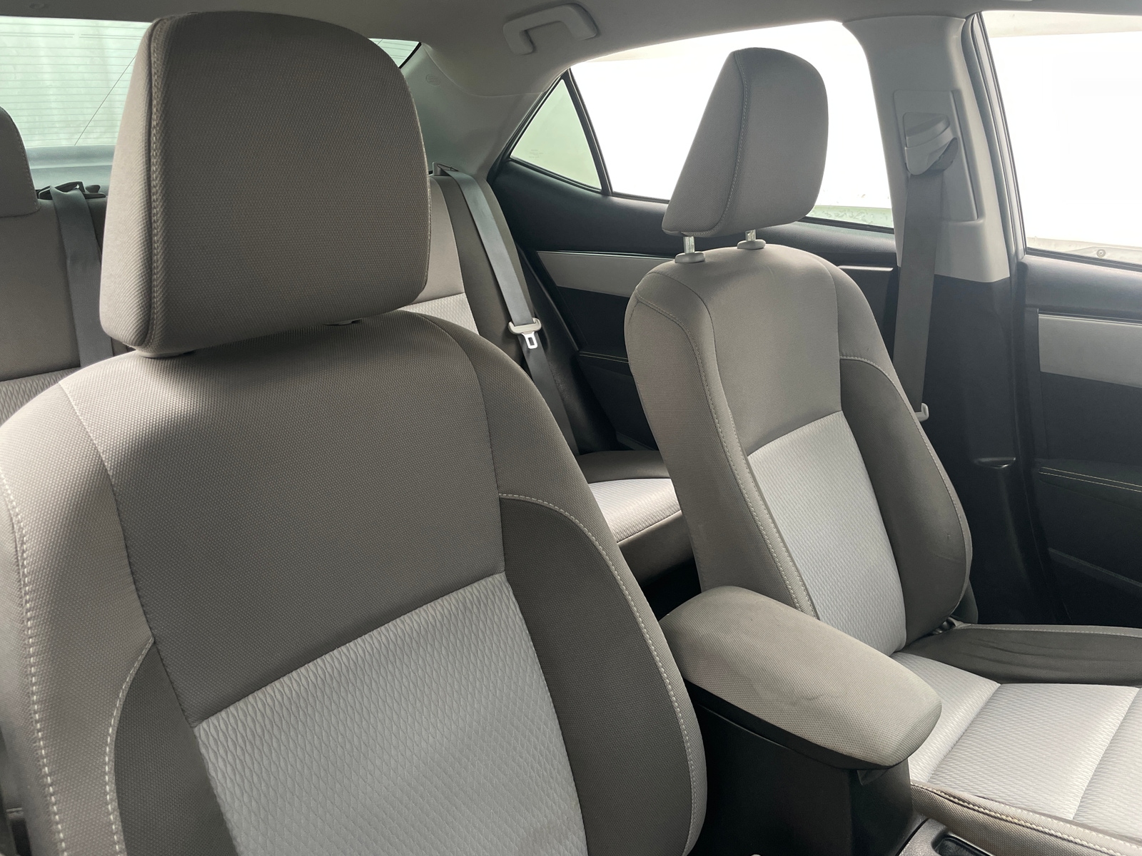 Thumbnail: 2017 Toyota Corolla - 2