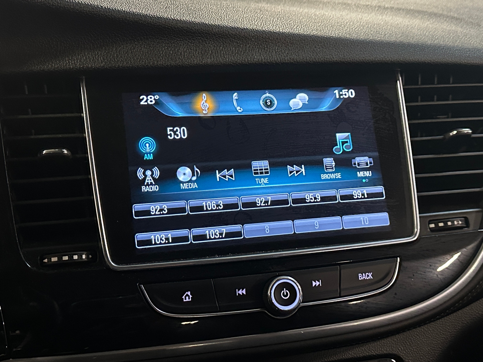 Thumbnail: 2019 Buick Encore - 4