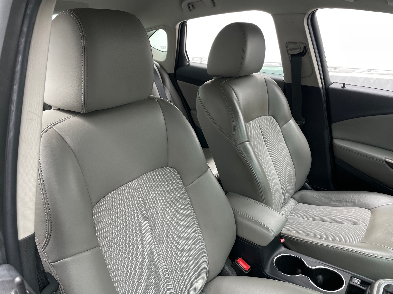 Thumbnail: 2016 Buick Verano - 2