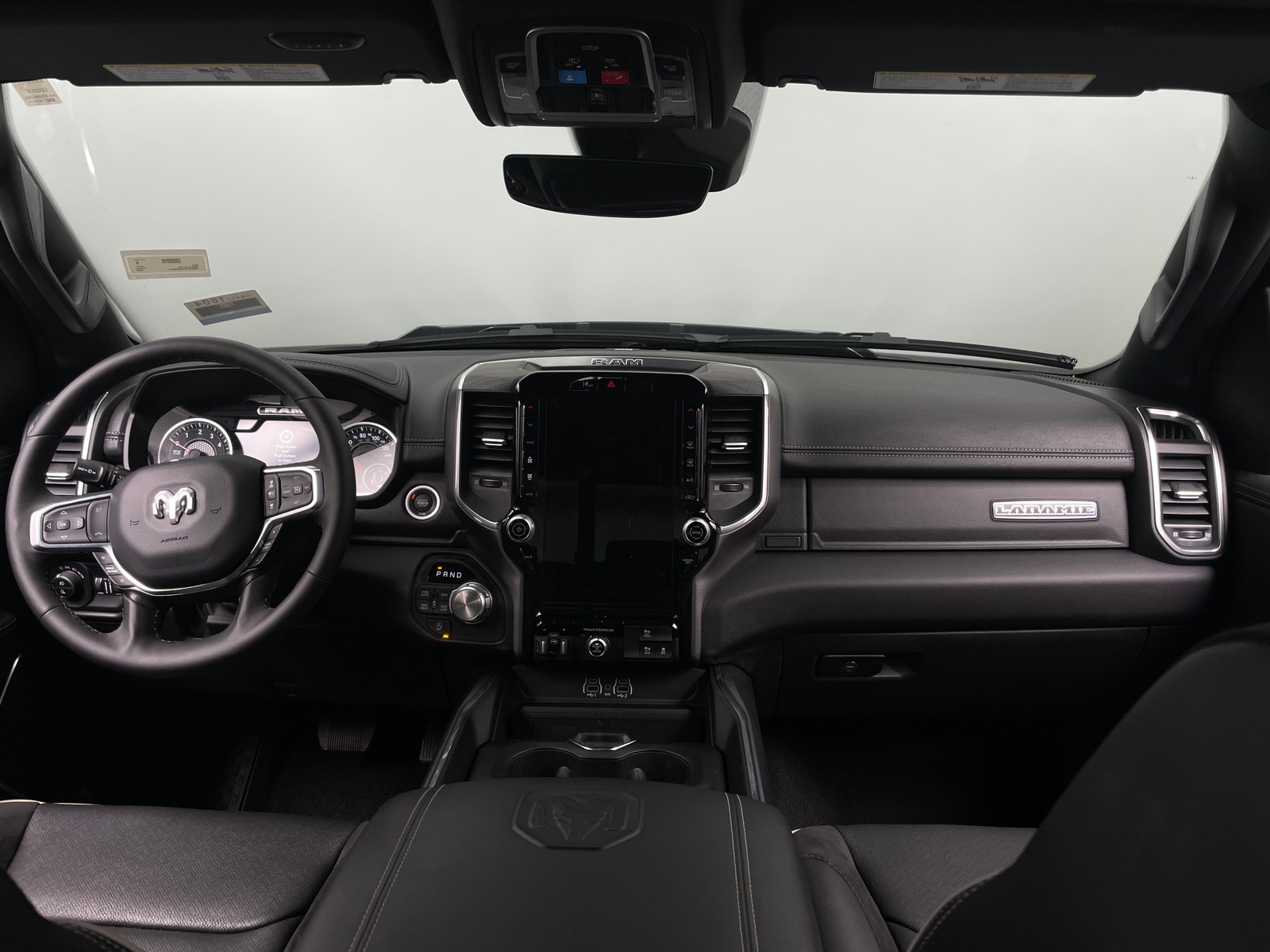 Thumbnail: 2025 RAM 1500 - 2