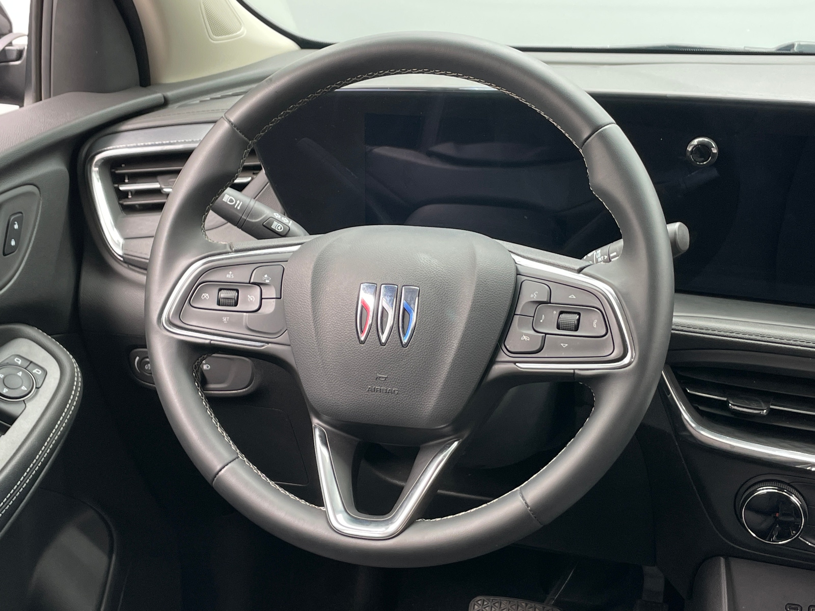 Thumbnail: 2025 Buick Encore GX - 4