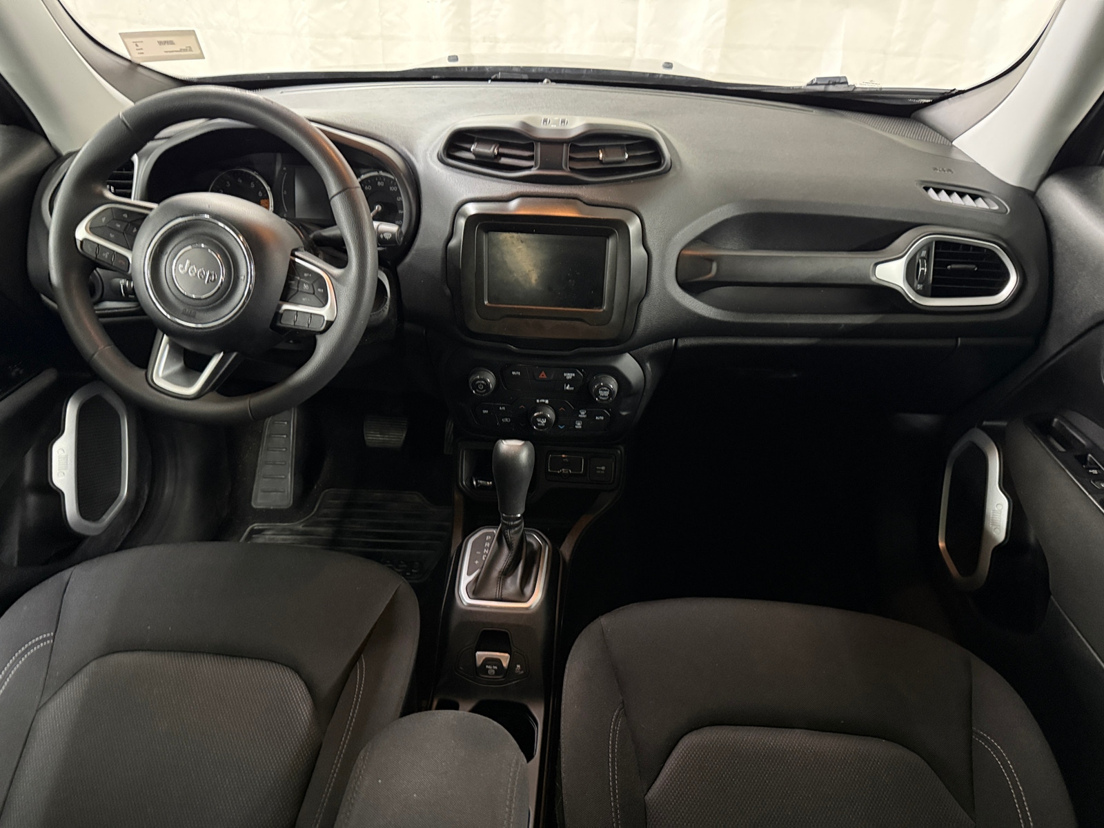 Thumbnail: 2021 Jeep Renegade - 3