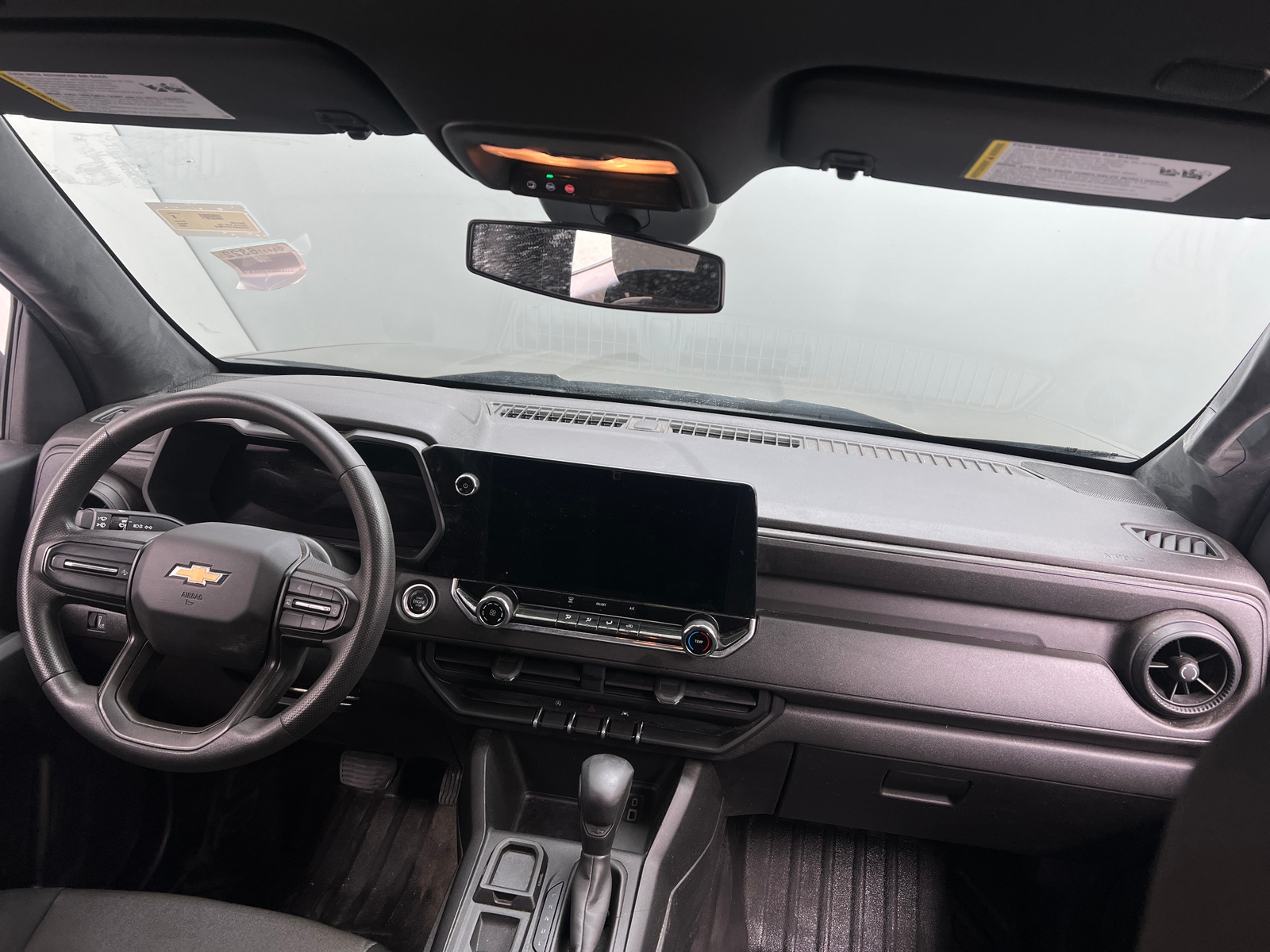 Thumbnail: 2023 Chevrolet Colorado - 3