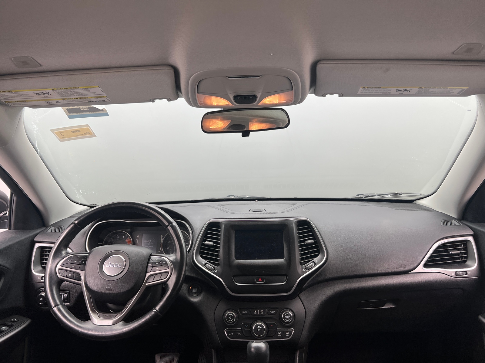 Thumbnail: 2019 Jeep Cherokee - 3