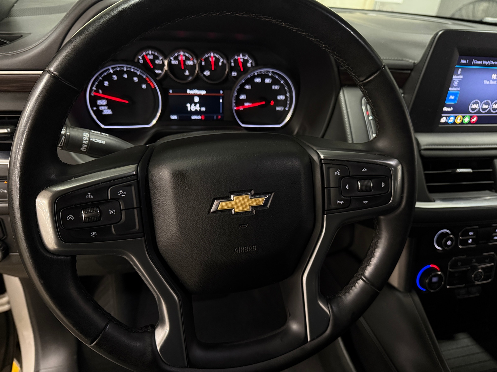 Thumbnail: 2023 Chevrolet Suburban - 5