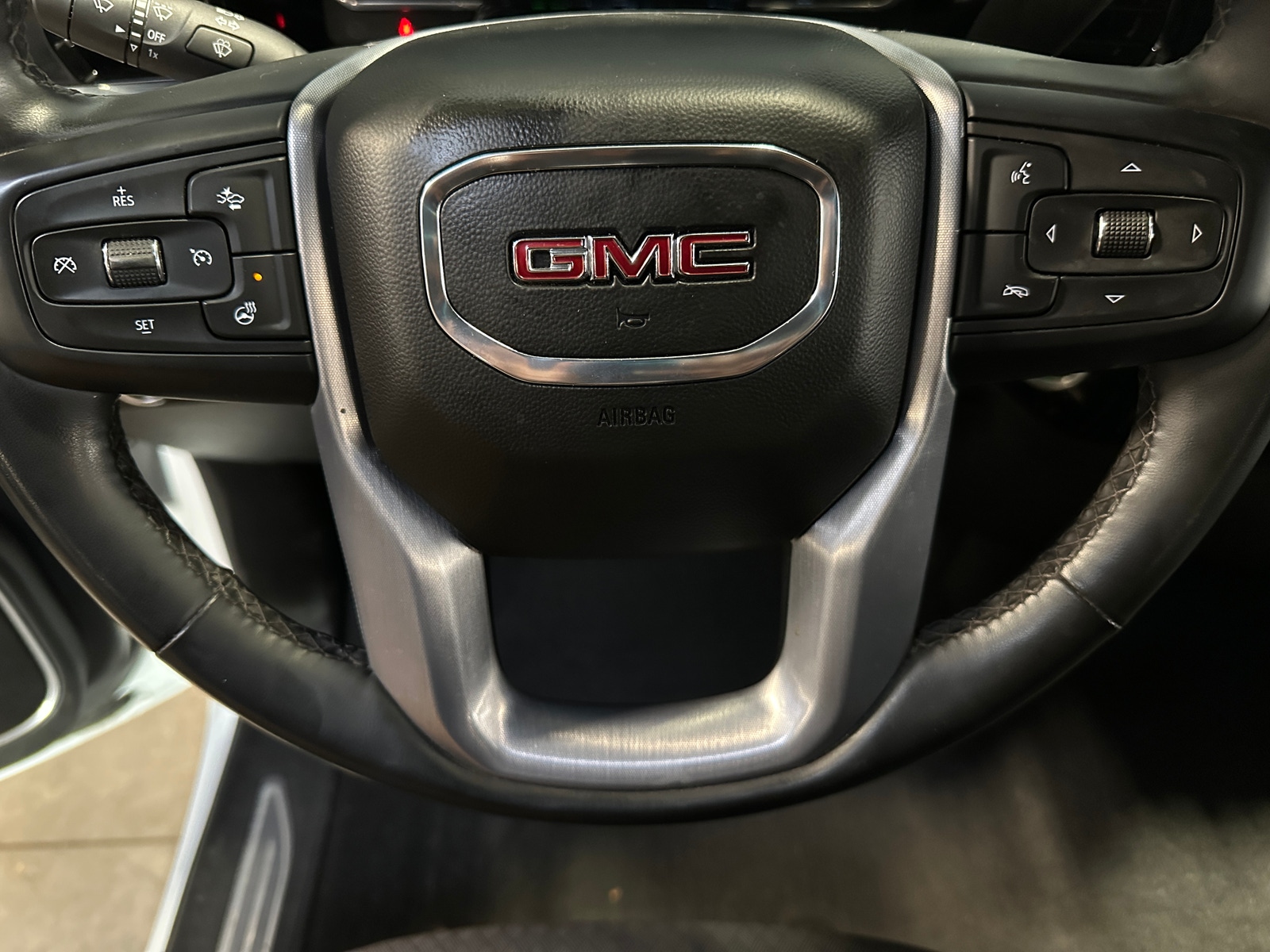 Thumbnail: 2023 GMC Sierra 1500 - 5