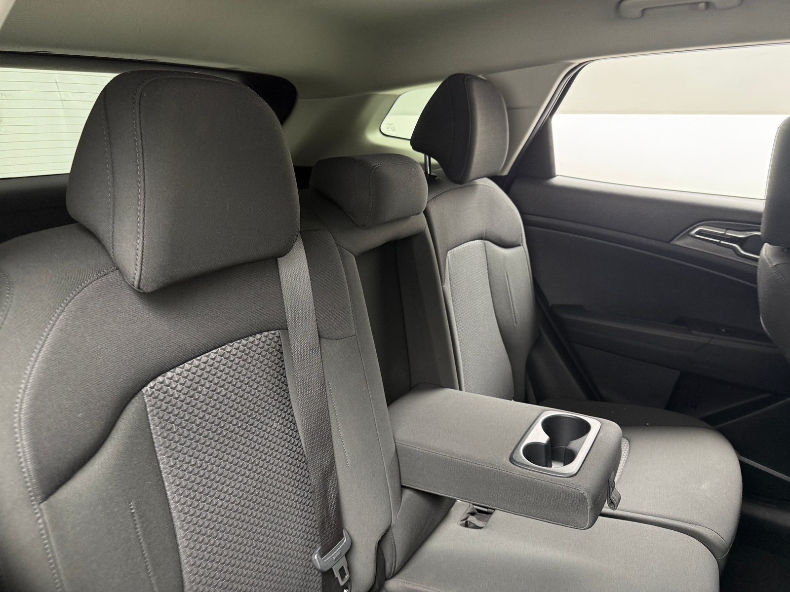 Thumbnail: 2025 Kia Sportage - 6