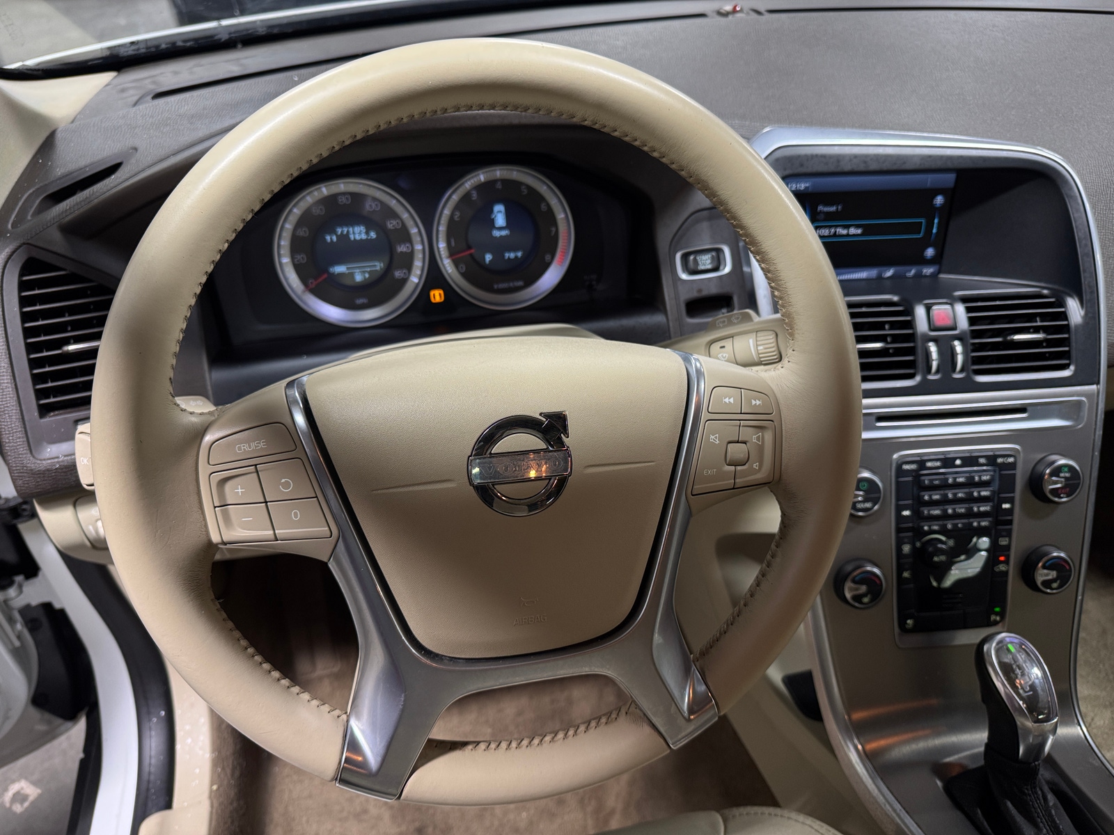 Thumbnail: 2013 Volvo XC60 - 4