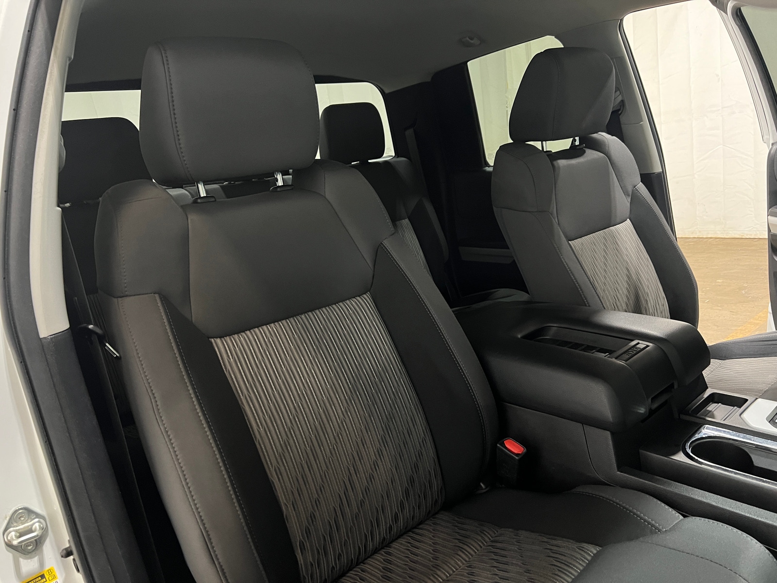 Thumbnail: 2016 Toyota Tundra - 2