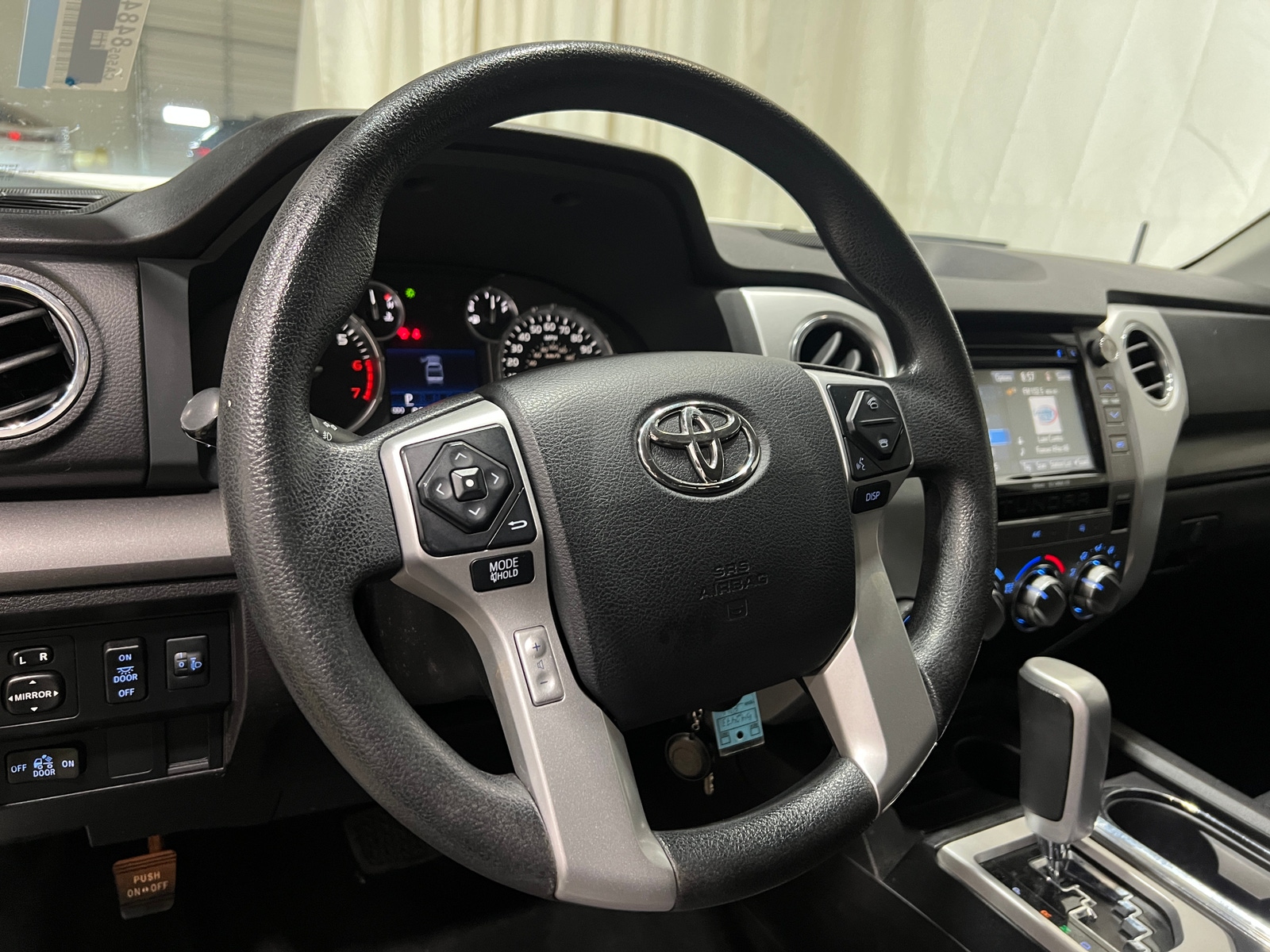 Thumbnail: 2016 Toyota Tundra - 5