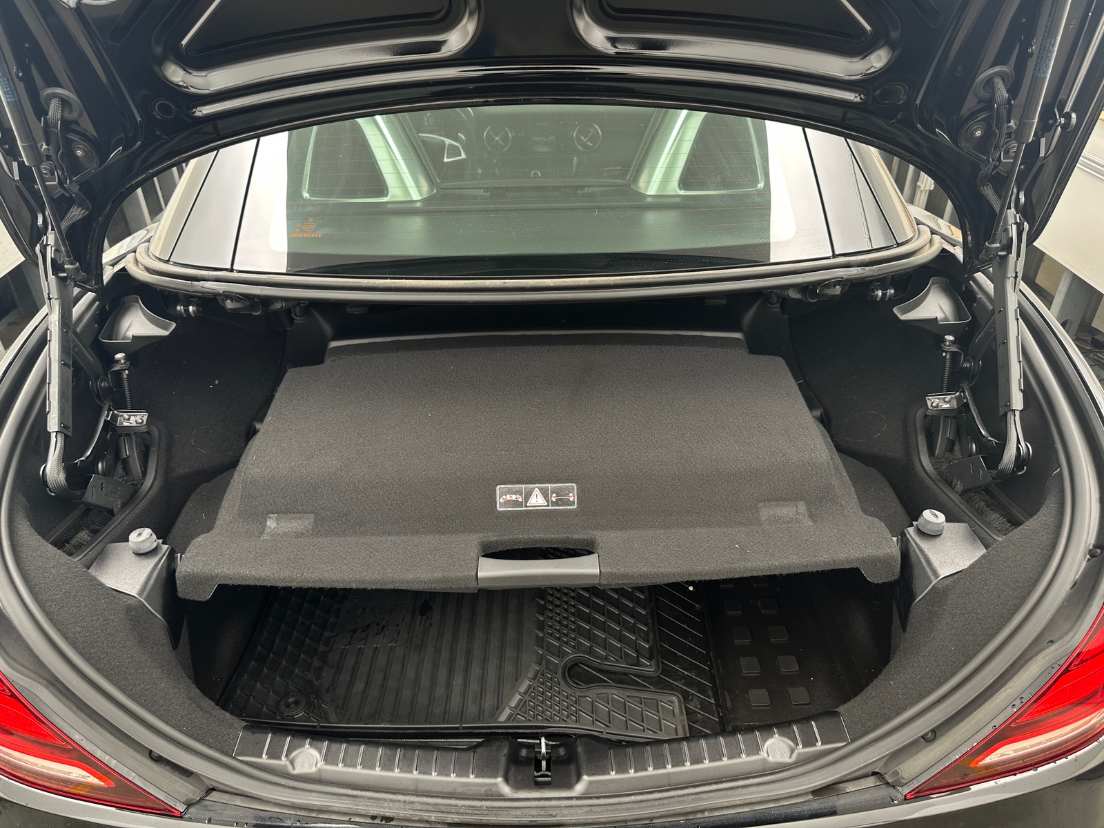 Thumbnail: 2017 Mercedes-Benz SLC - 4