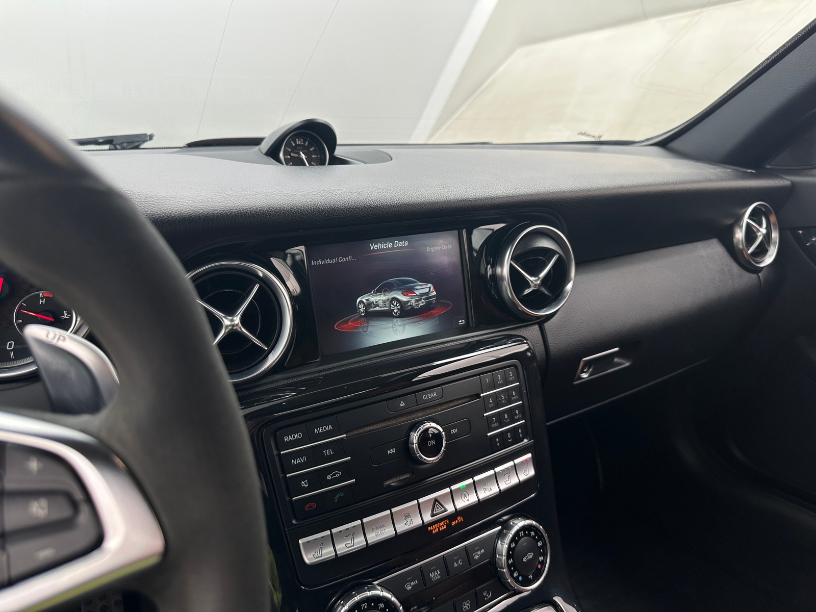 Thumbnail: 2017 Mercedes-Benz SLC - 2