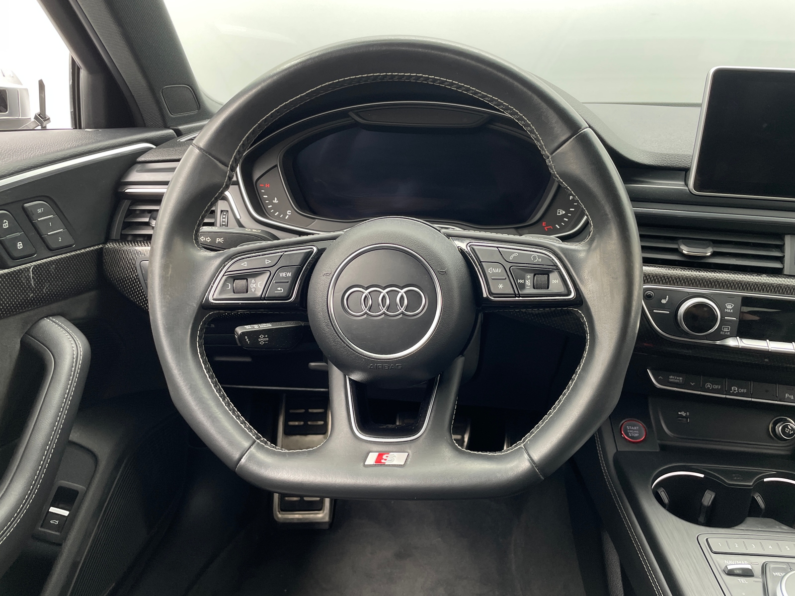 Thumbnail: 2019 Audi S4 - 4