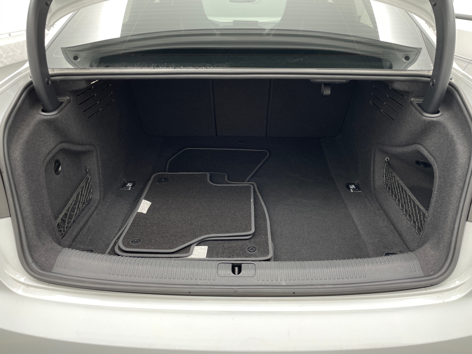 Thumbnail: 2019 Audi S4 - 6