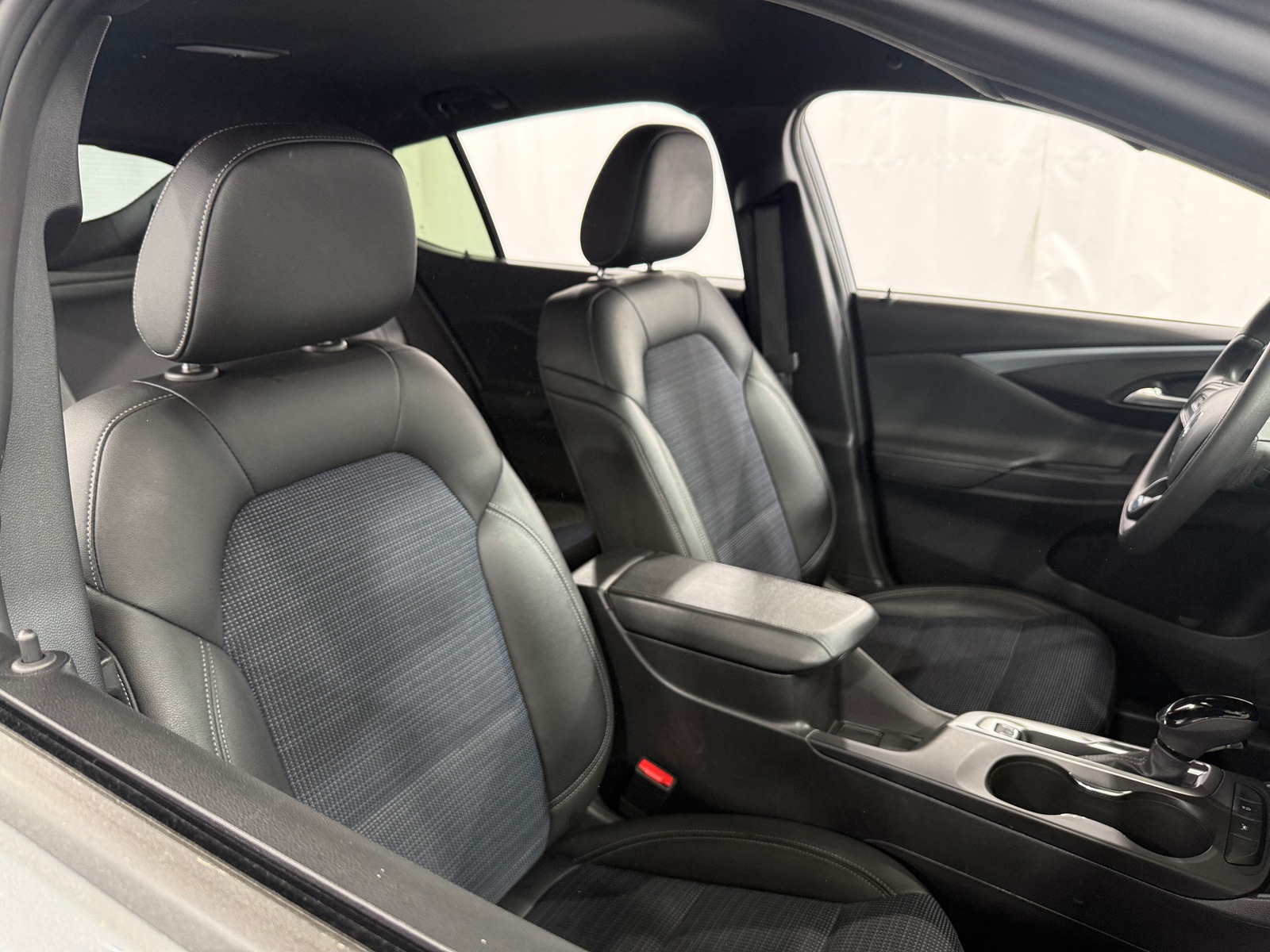 Thumbnail: 2025 Buick Envista - 2