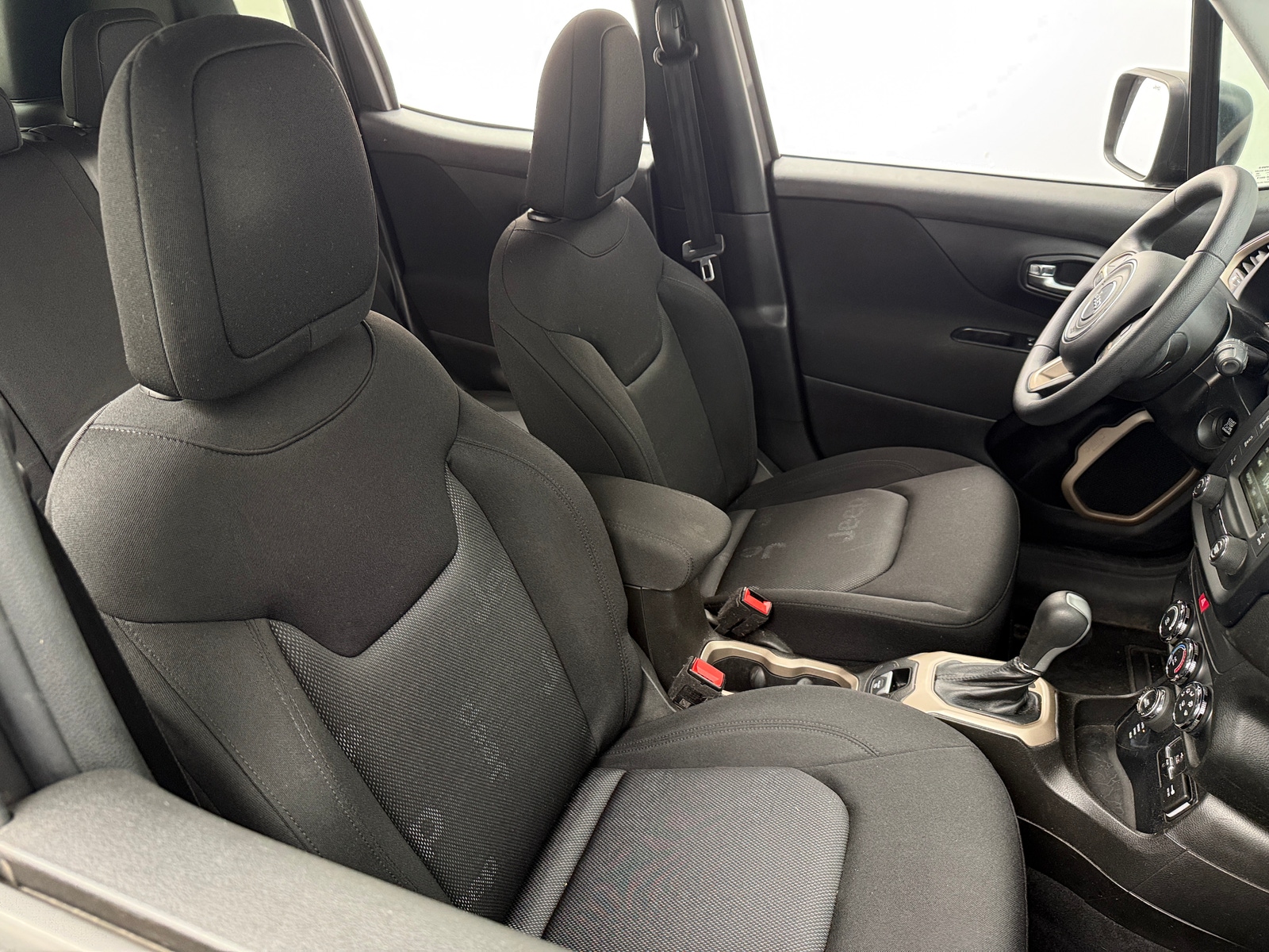 Thumbnail: 2017 Jeep Renegade - 2