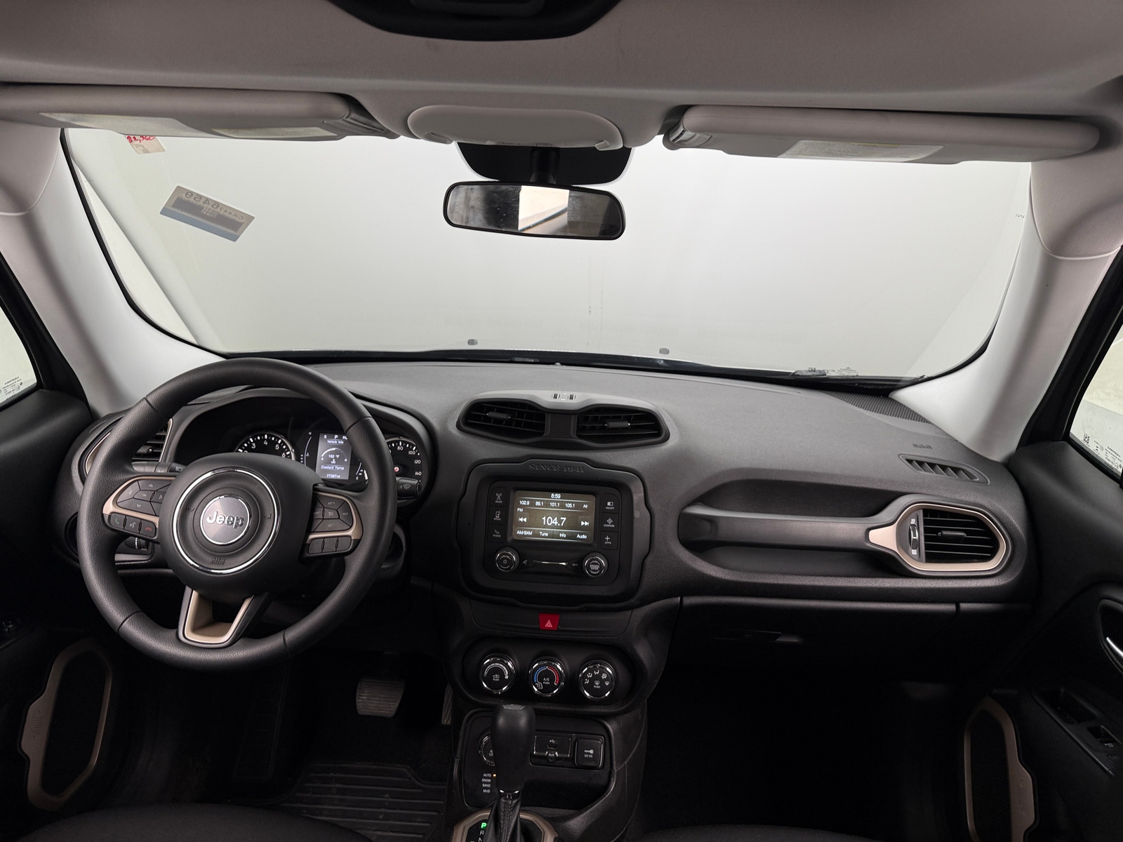 Thumbnail: 2017 Jeep Renegade - 3