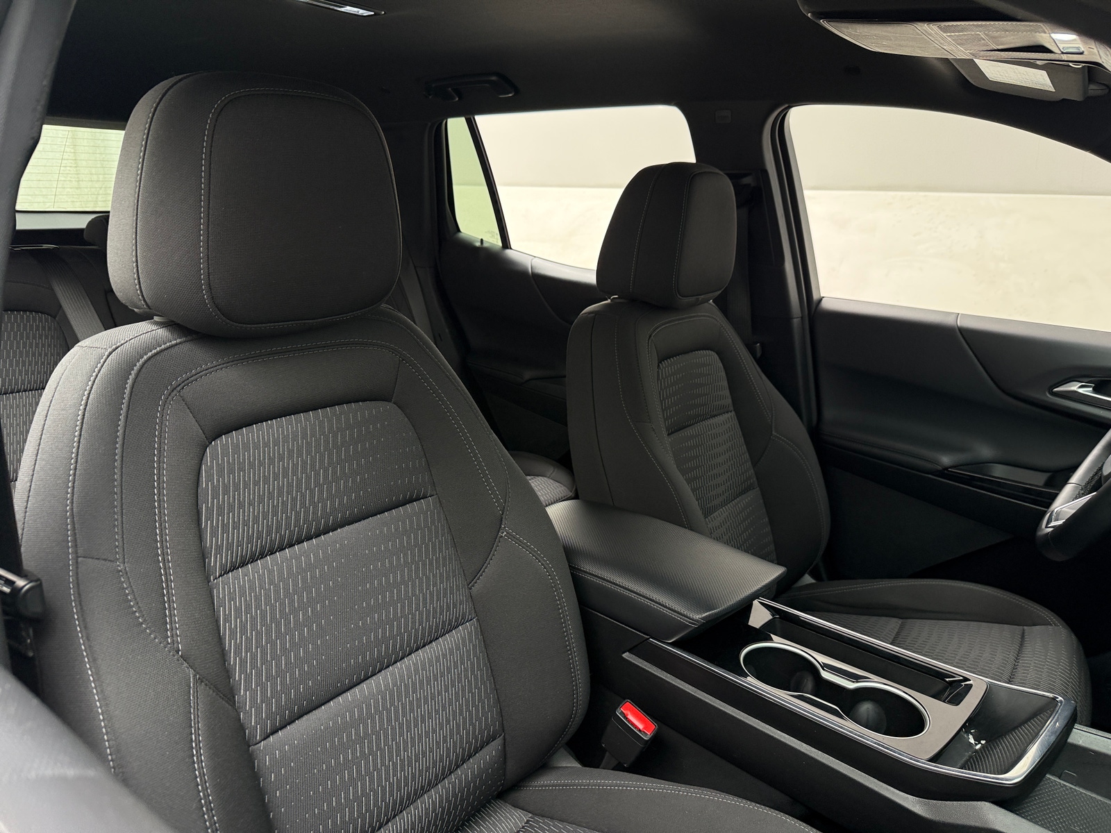 Thumbnail: 2025 Chevrolet Equinox - 2