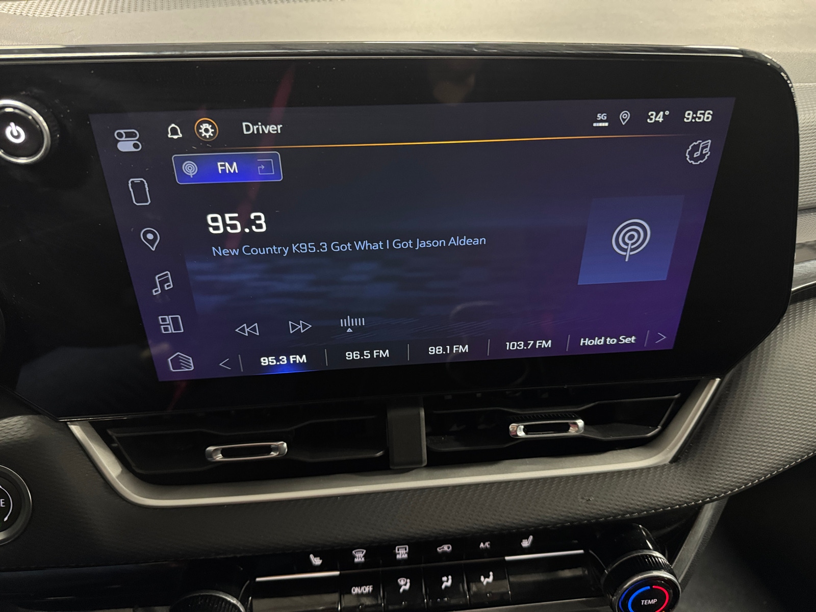 Thumbnail: 2025 Chevrolet Equinox - 4