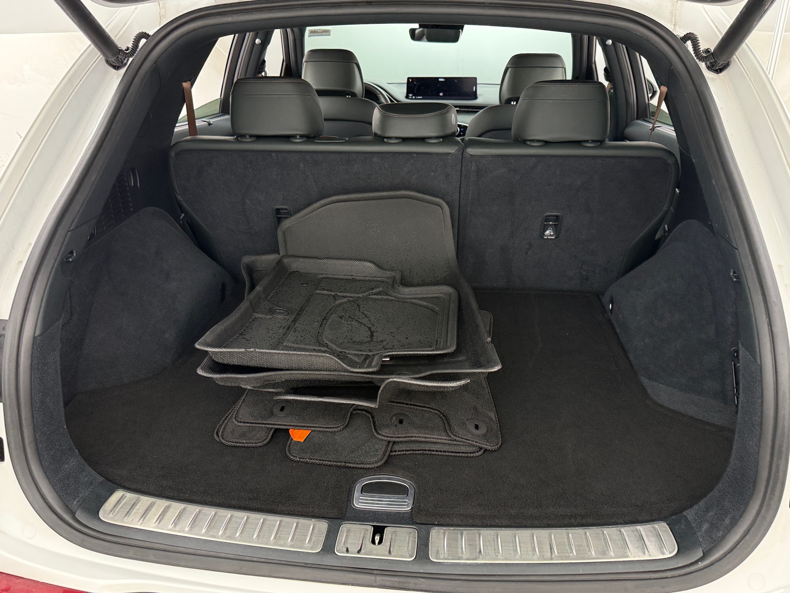 Thumbnail: 2022 Genesis GV70 - 6