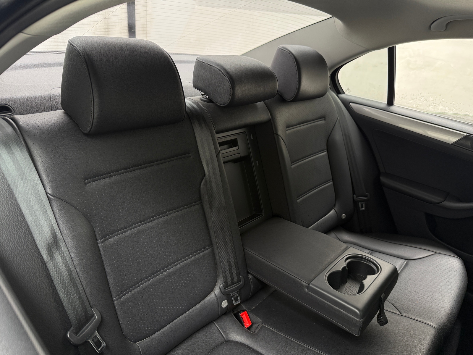 Thumbnail: 2015 Volkswagen Jetta - 6