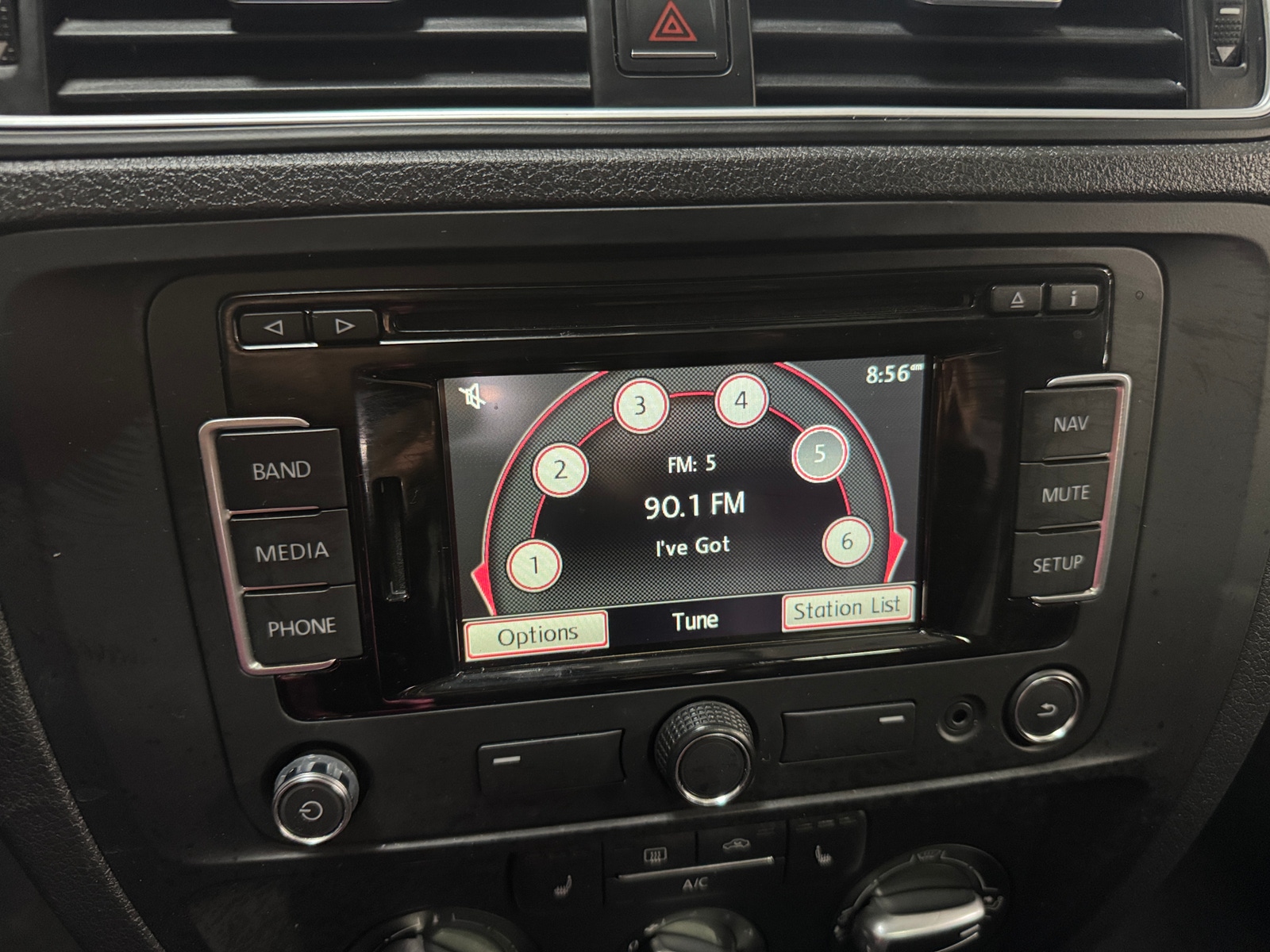 Thumbnail: 2015 Volkswagen Jetta - 4