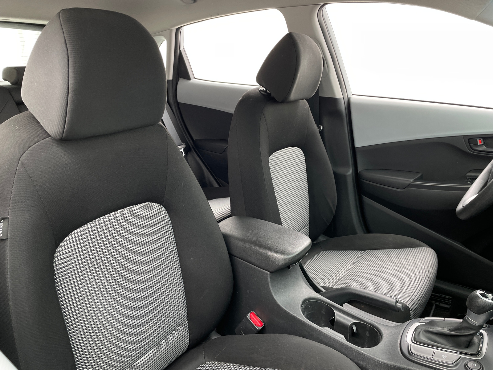 Thumbnail: 2021 Hyundai Kona - 2