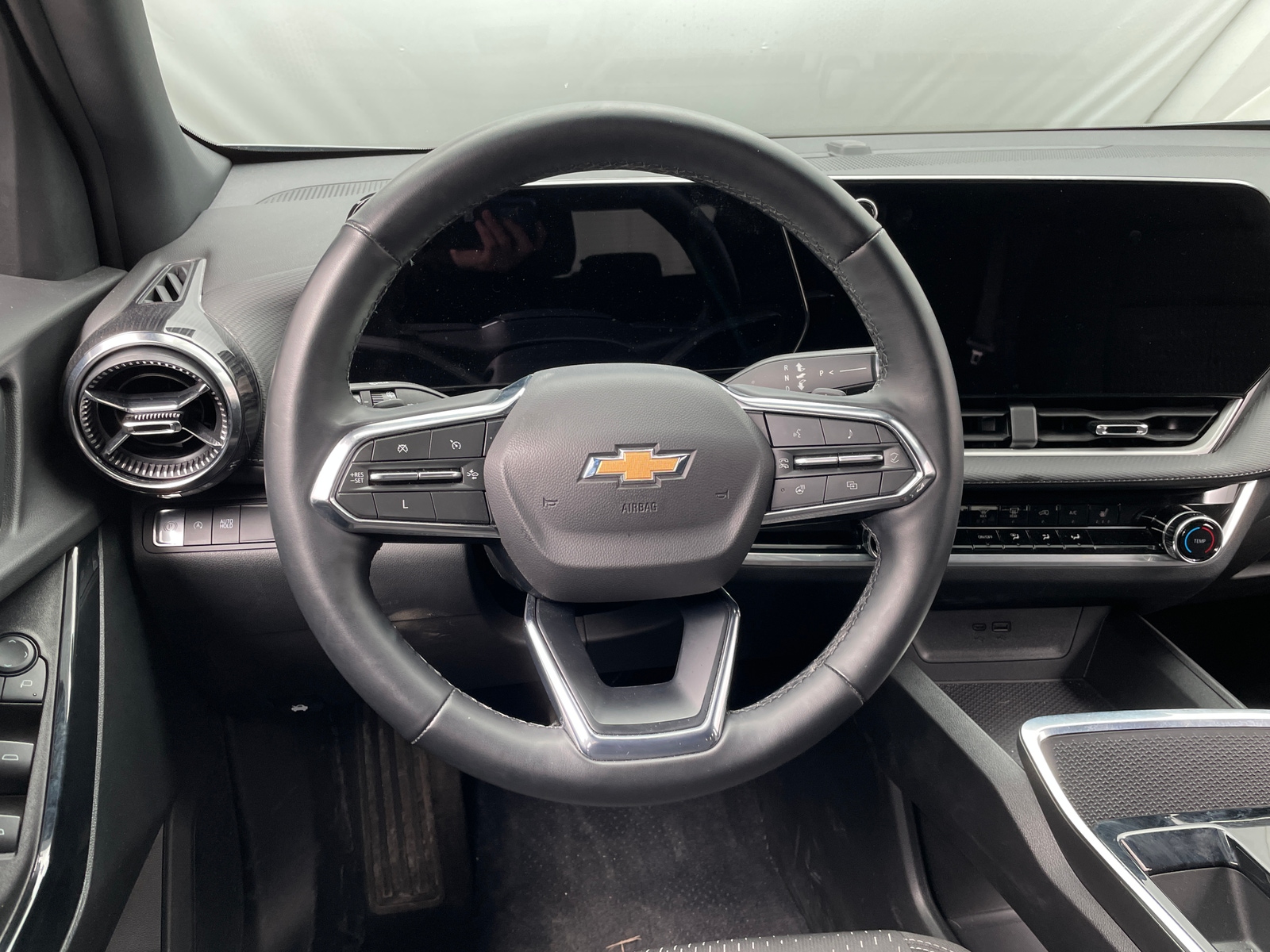 Thumbnail: 2025 Chevrolet Equinox - 4