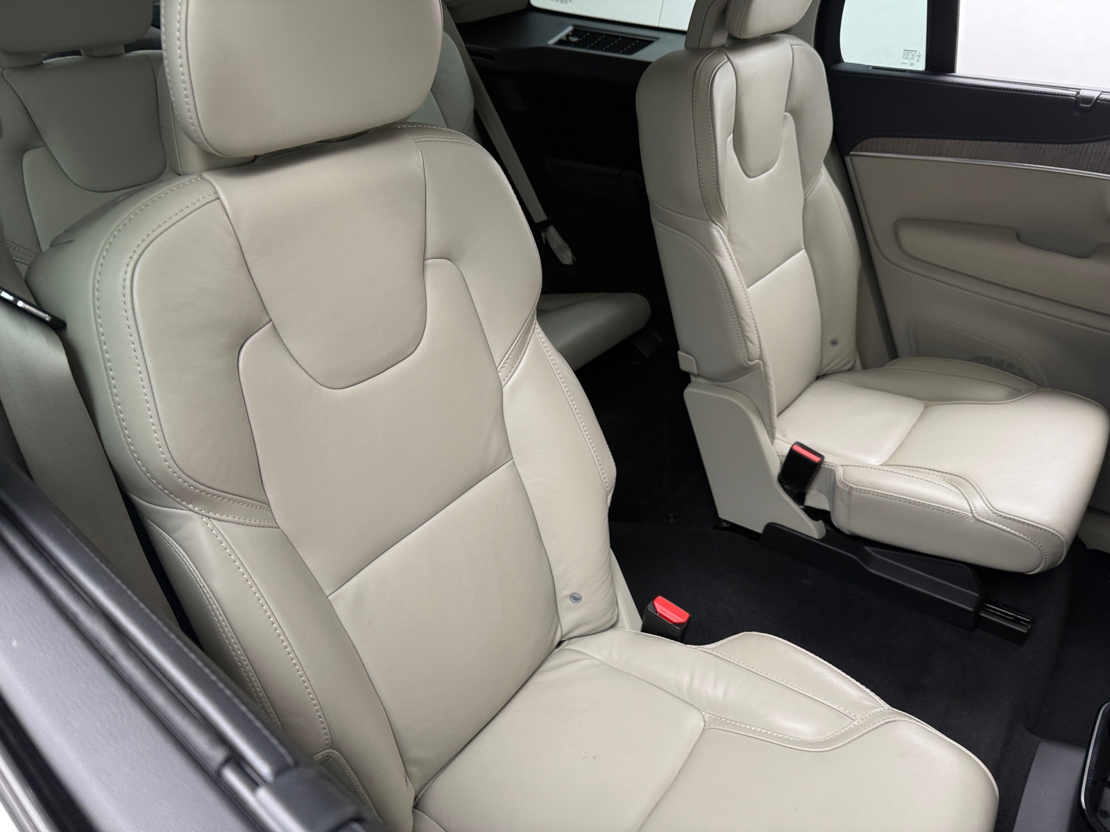 Thumbnail: 2022 Volvo XC90 - 5