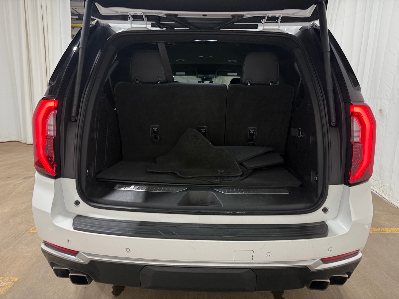 Thumbnail: 2025 GMC Yukon - 6