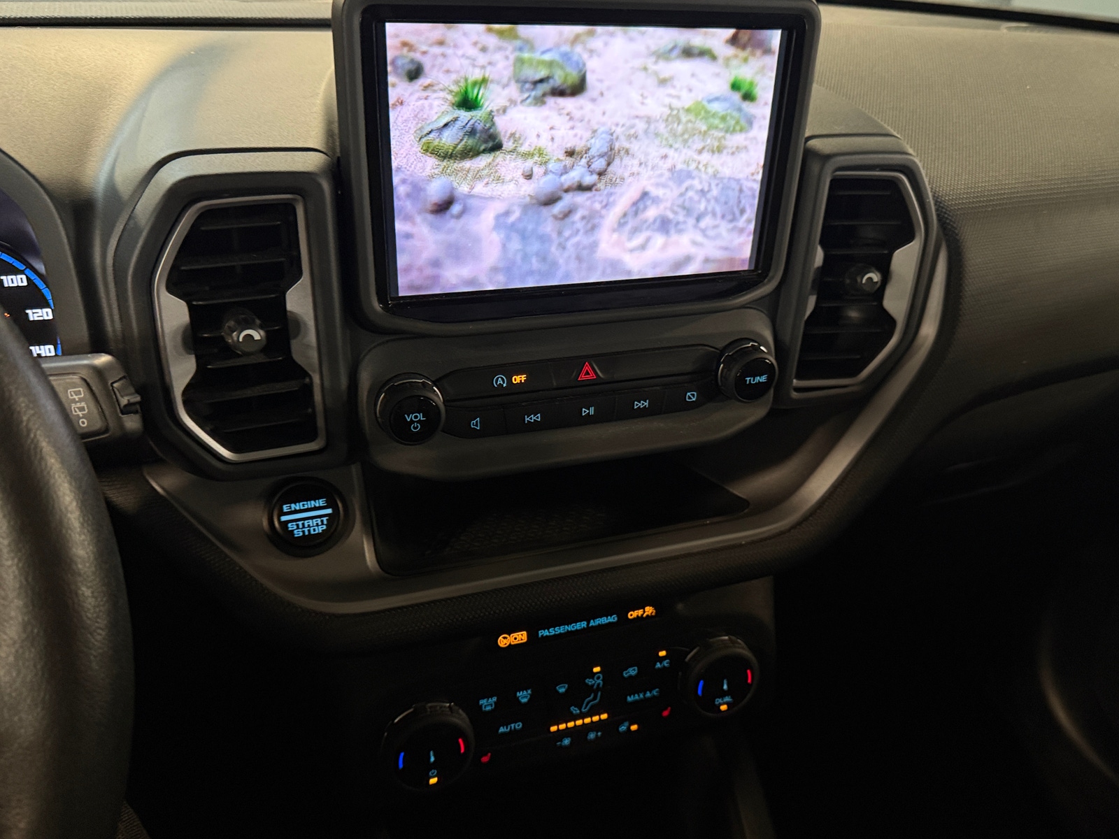 Thumbnail: 2022 Ford Bronco Sport - 3