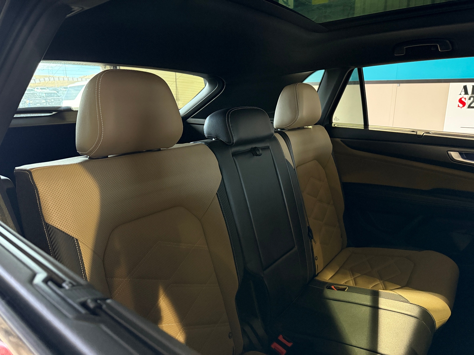 Thumbnail: 2024 Volkswagen Atlas - 5