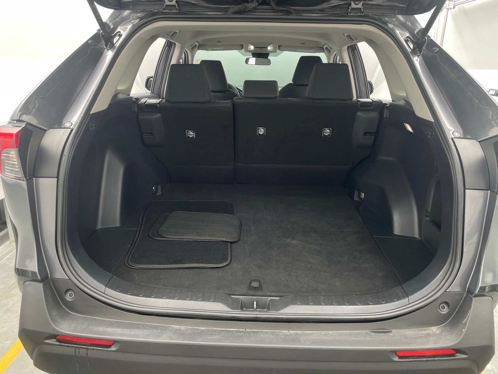 Thumbnail: 2025 Toyota RAV4 - 7