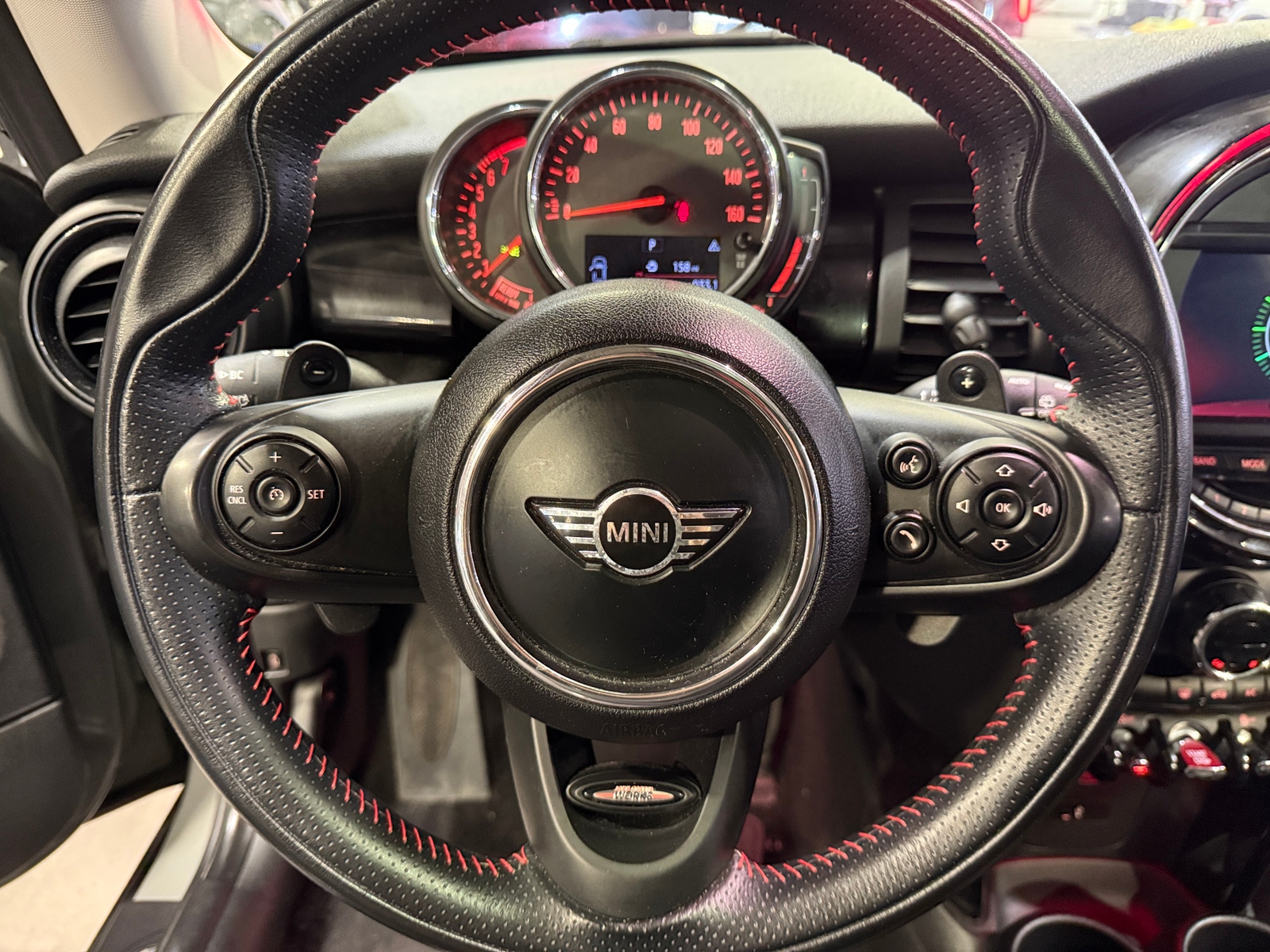 Thumbnail: 2019 MINI Cooper Hardtop - 3