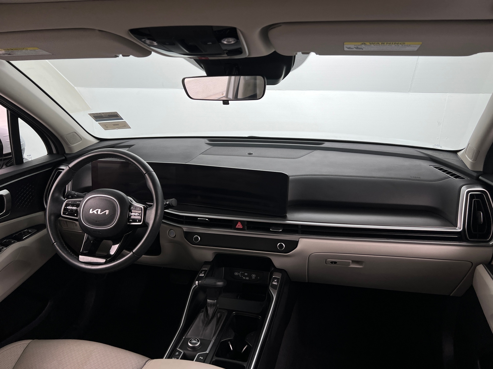 Thumbnail: 2024 Kia Sorento - 2